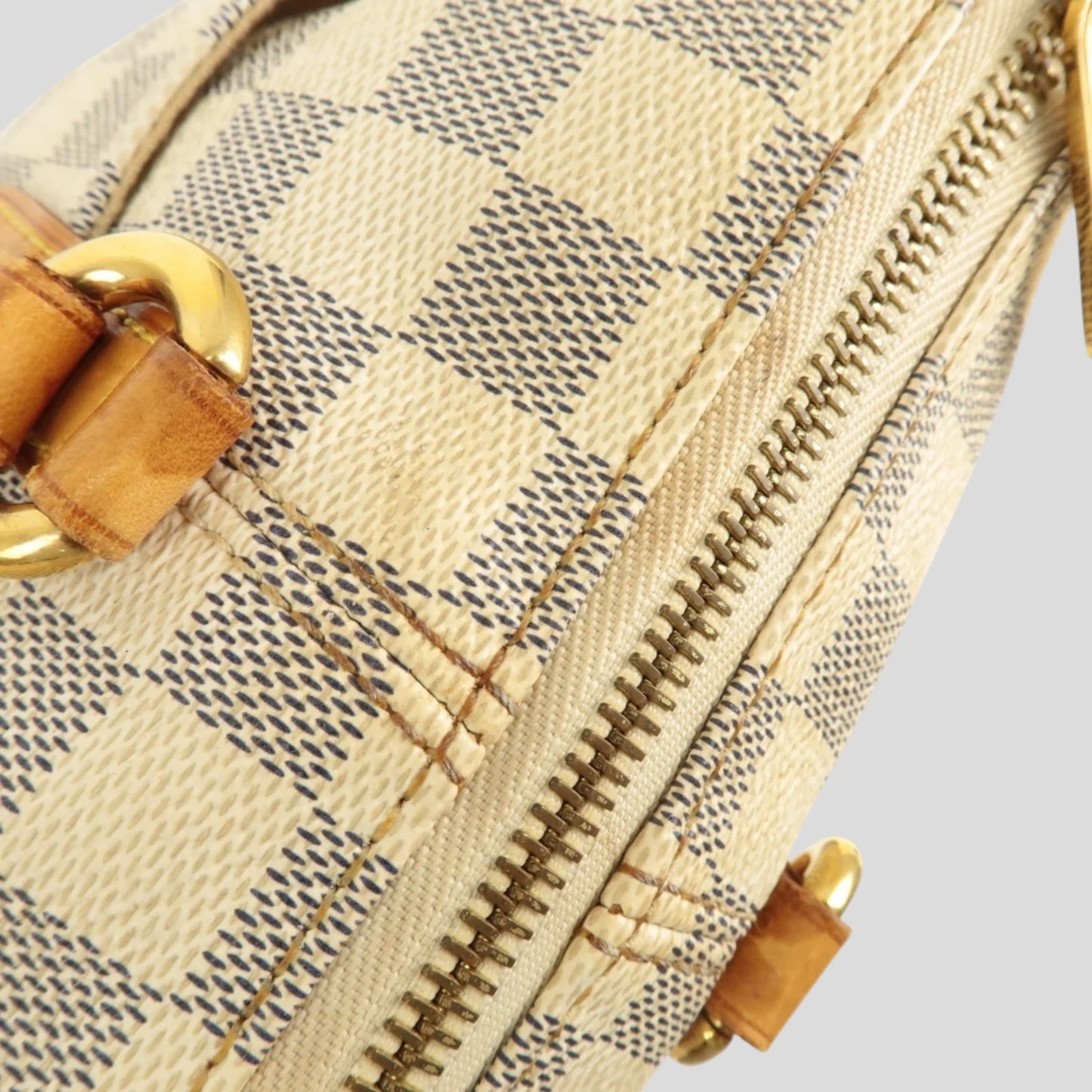 Louis Vuitton Totally PM