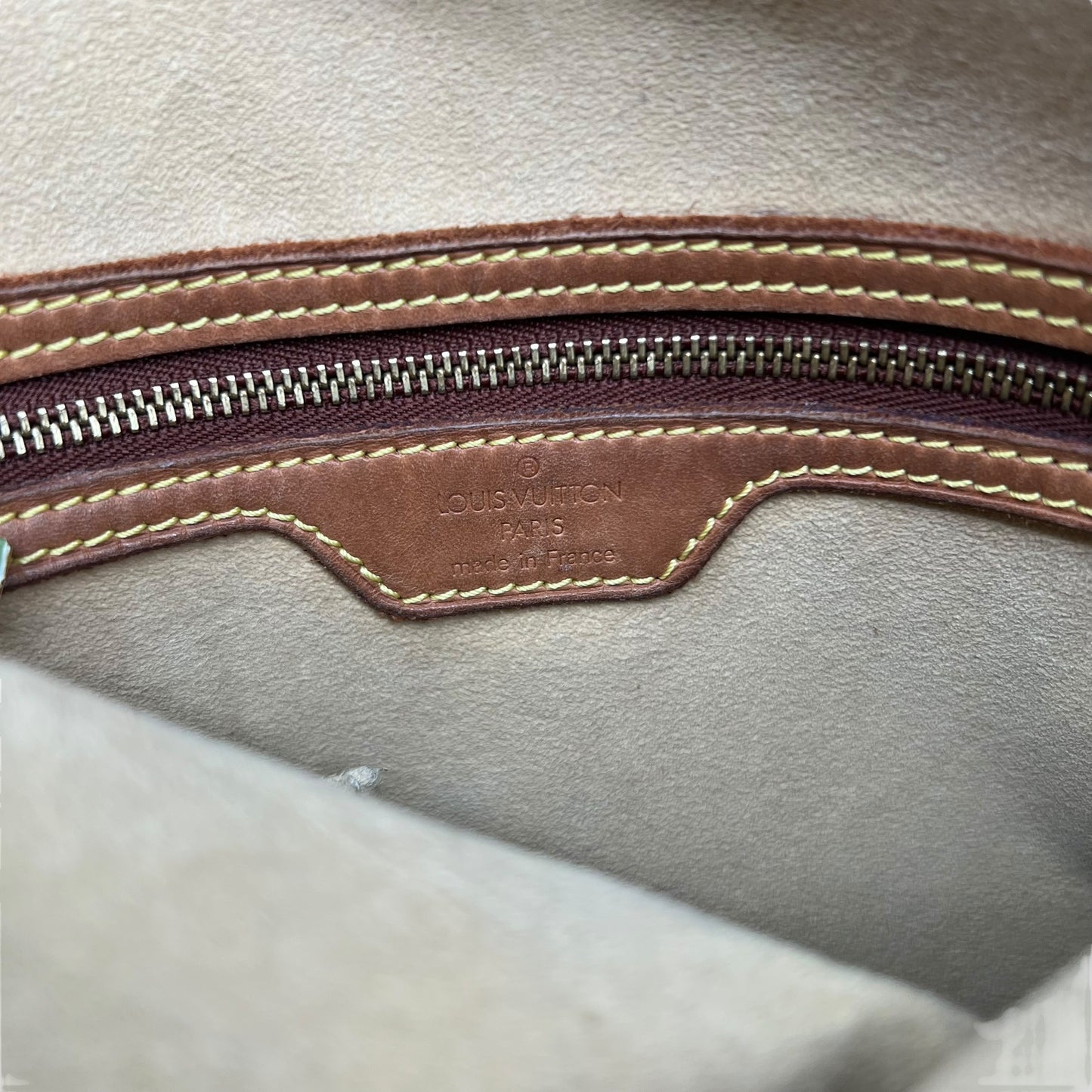 Louis Vuitton Looping GM