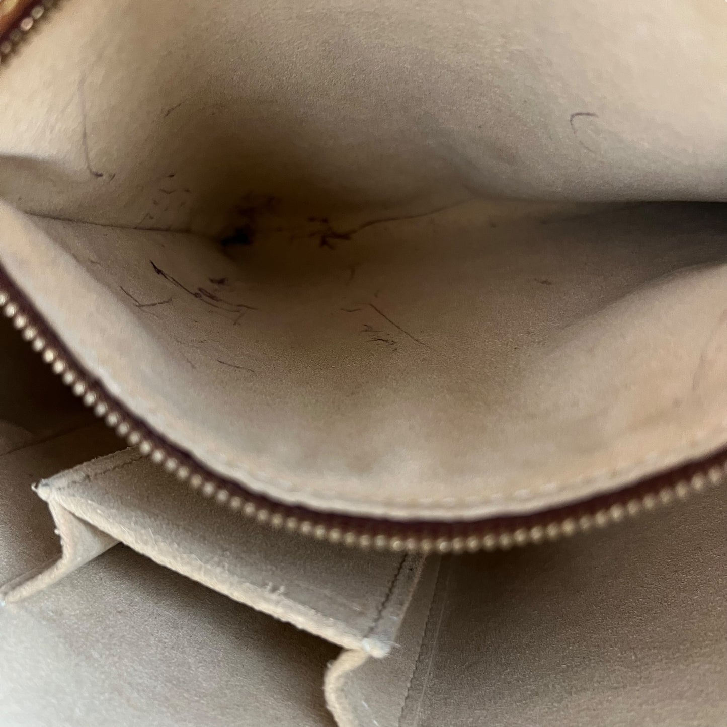 Louis Vuitton Looping GM