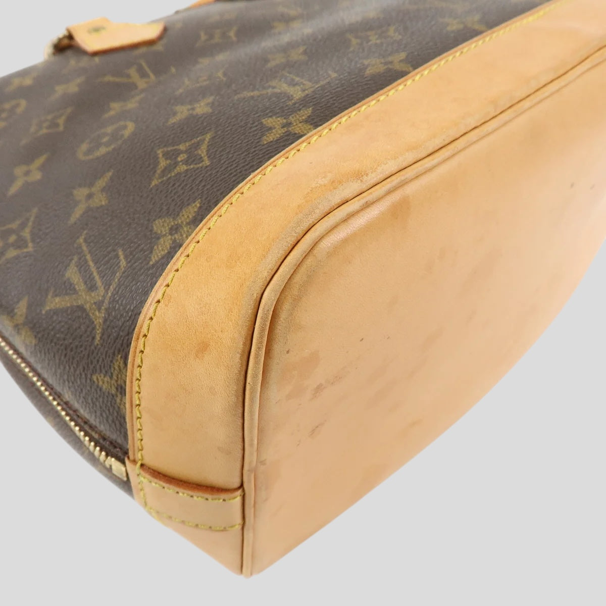 Louis Vuitton Alma PM