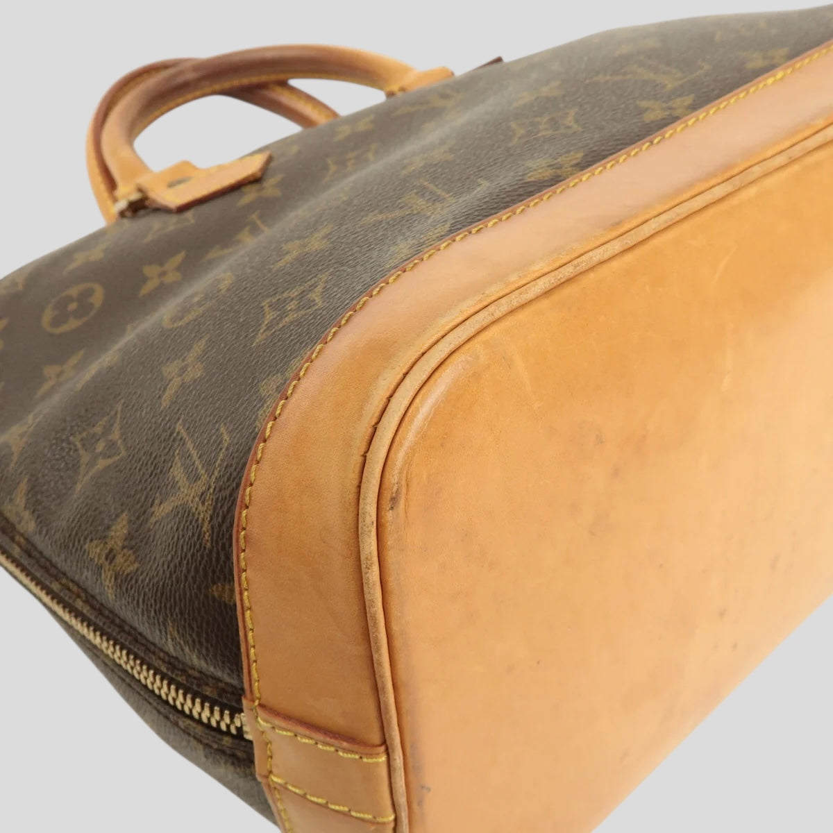 Louis Vuitton Alma PM