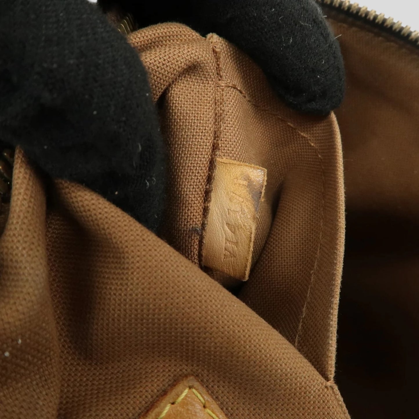 Louis Vuitton Tivoli PM
