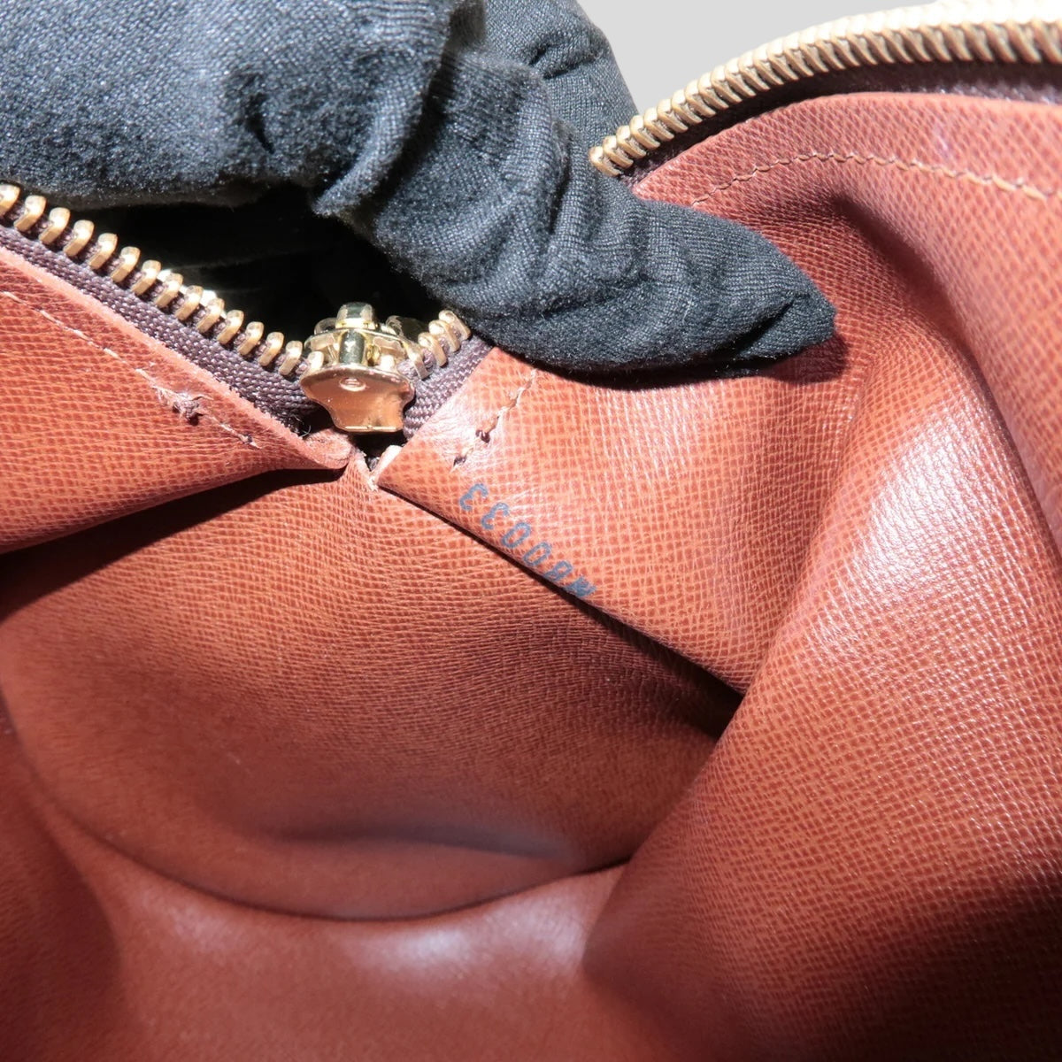 Louis Vuitton Papillon 30