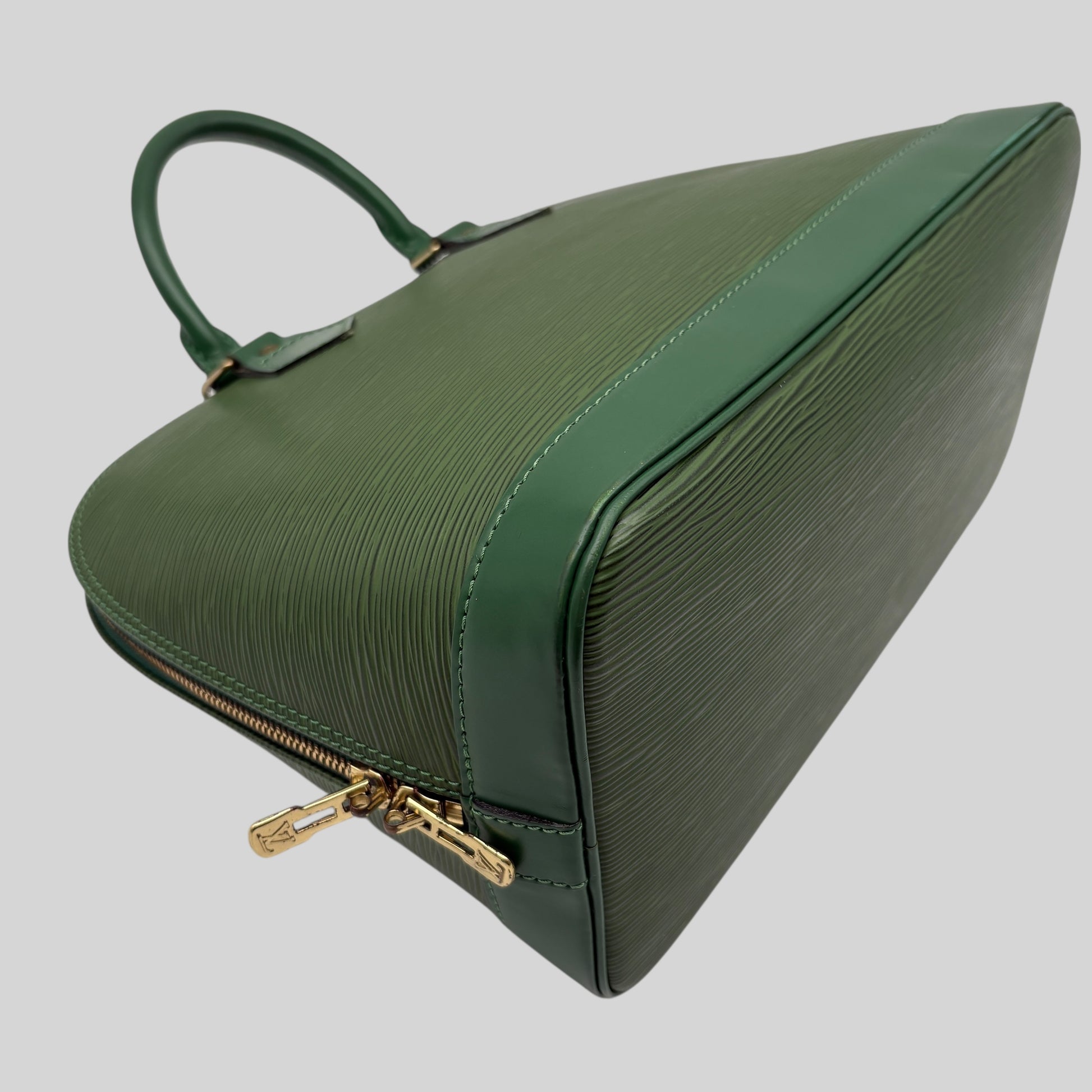Louis Vuitton Alma PM Epi