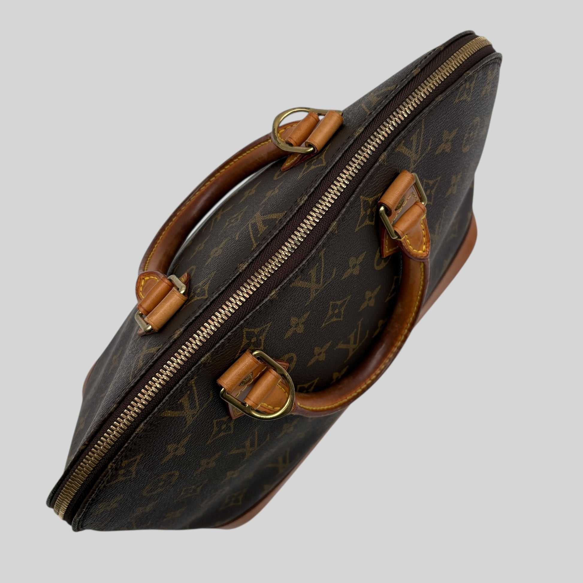 Louis Vuitton Alma PM