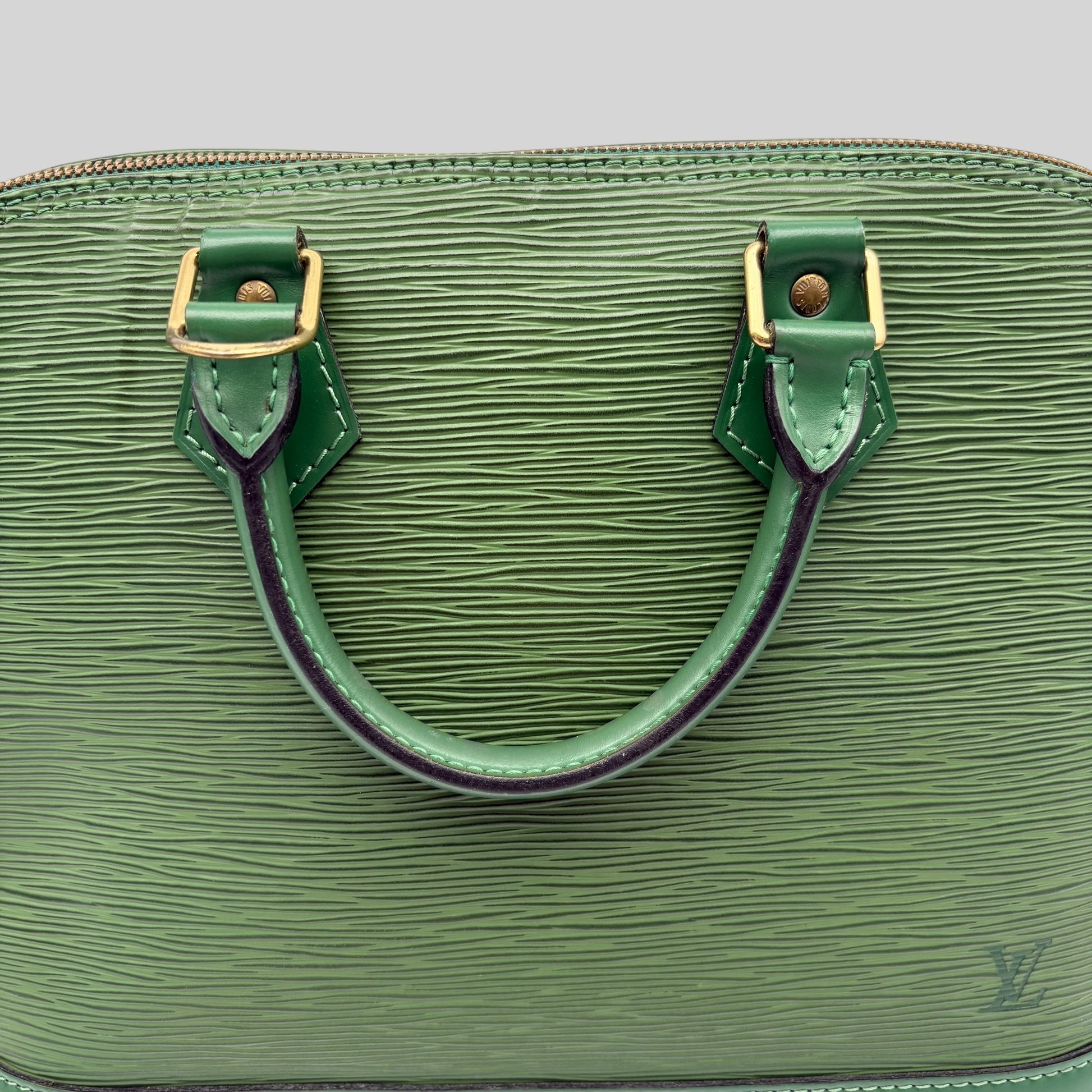 Louis Vuitton Alma PM Epi