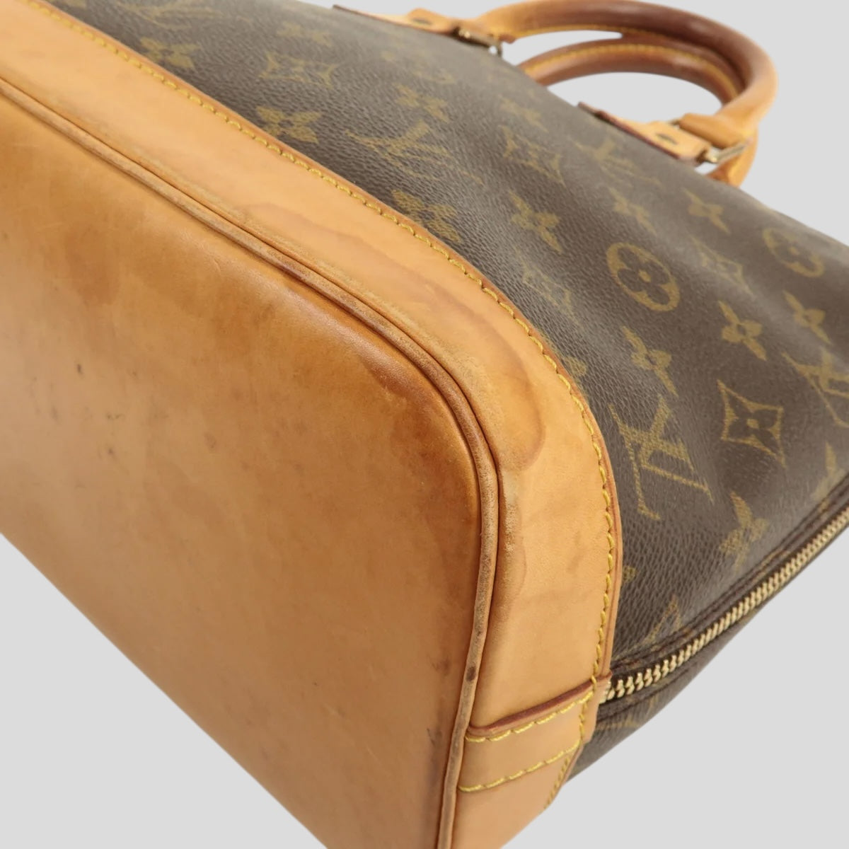 Louis Vuitton Alma PM