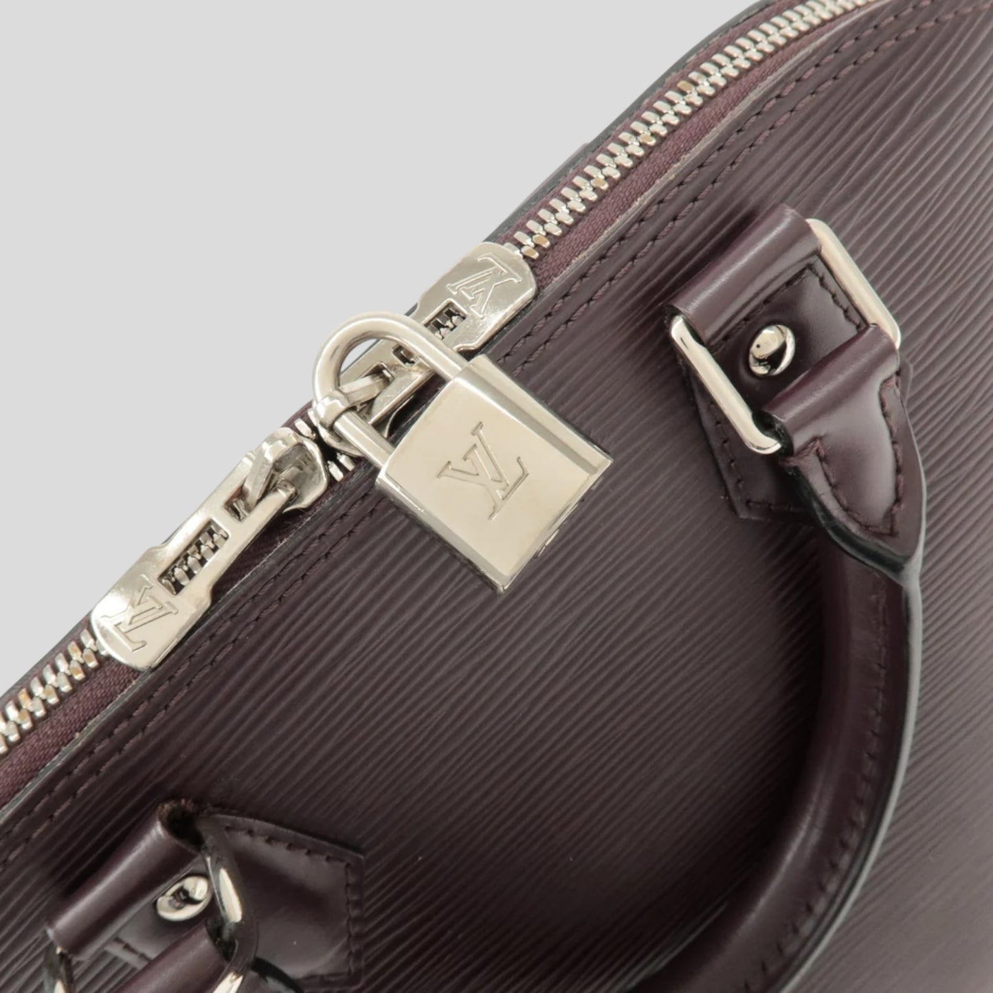 Louis Vuitton Alma PM