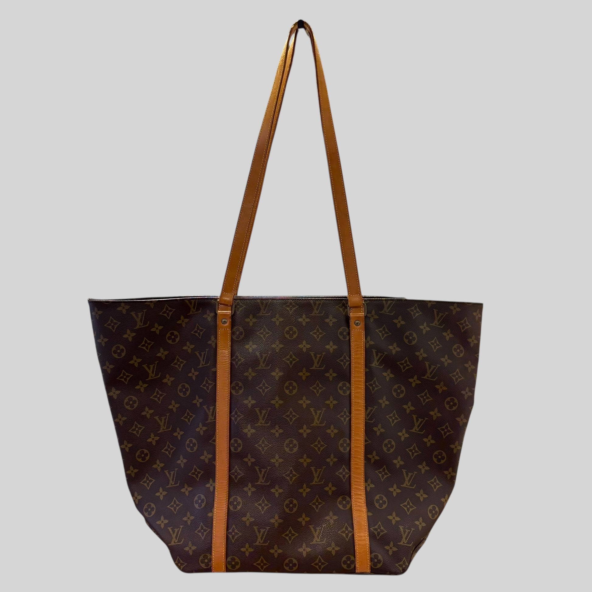 Louis Vuitton Shopping GM