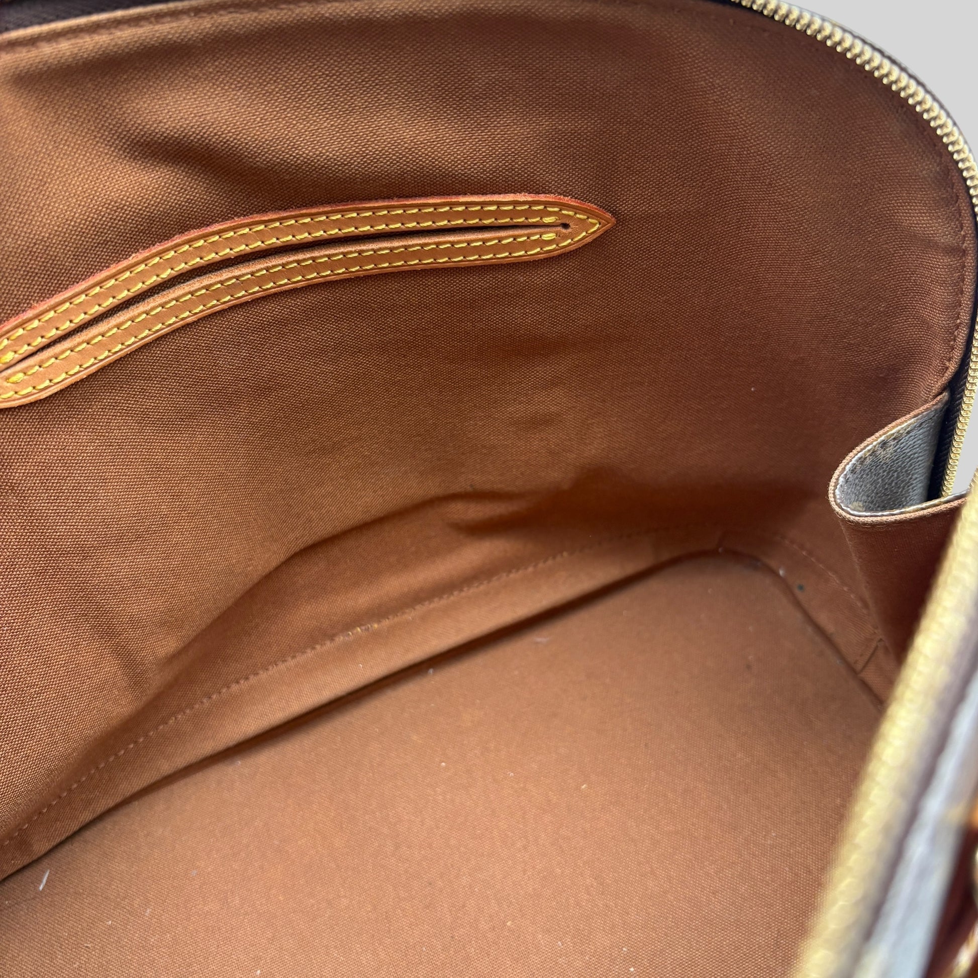 Louis Vuitton Alma PM