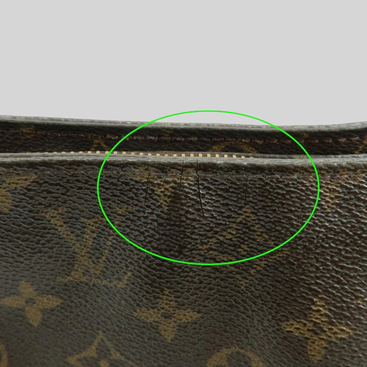 Louis Vuitton Looping GM