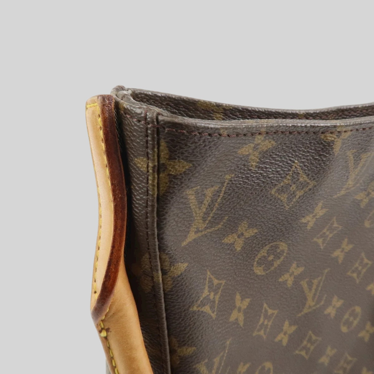 Louis Vuitton Looping GM