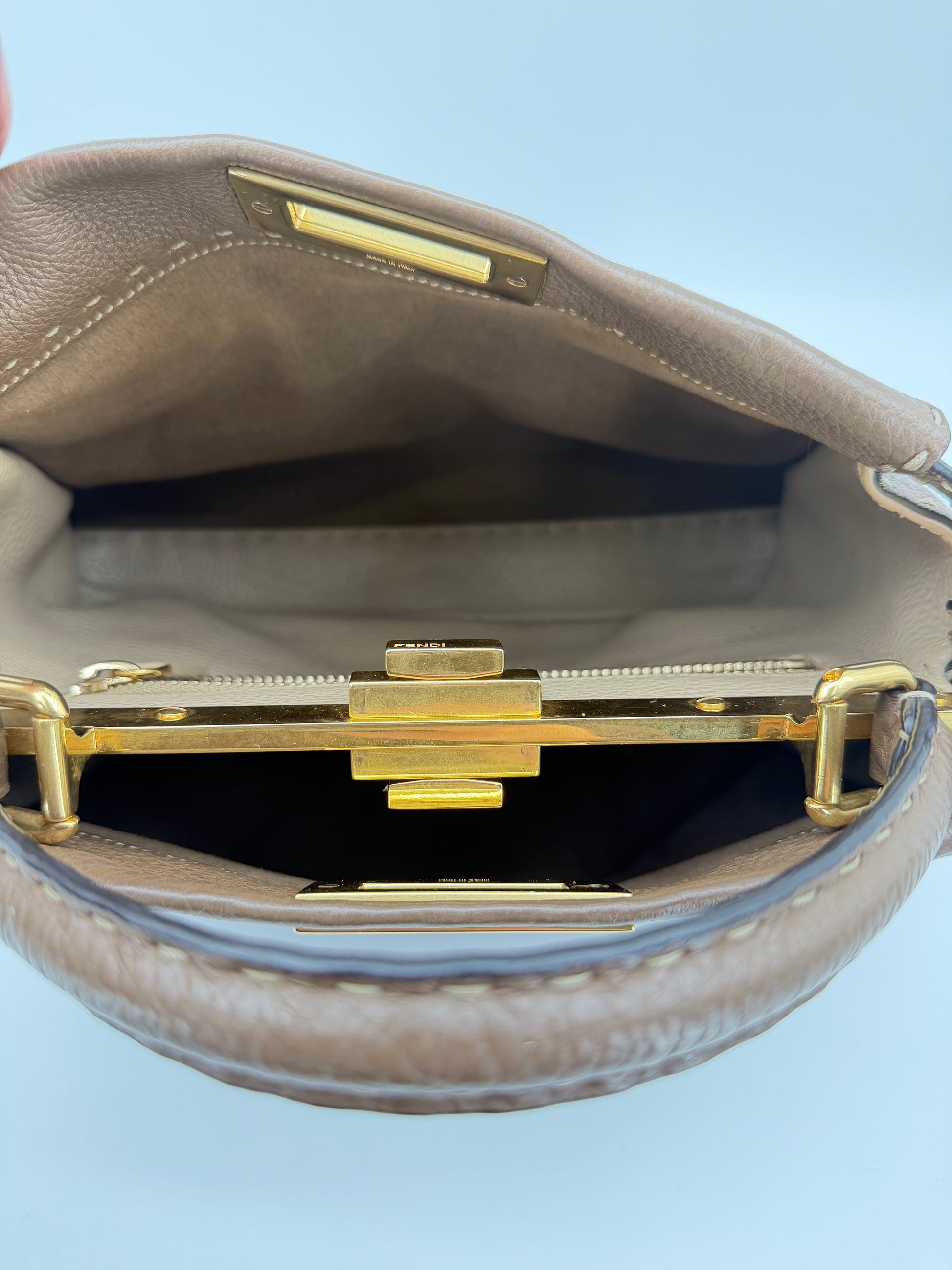 FENDI PEEKABOO SELLERIA