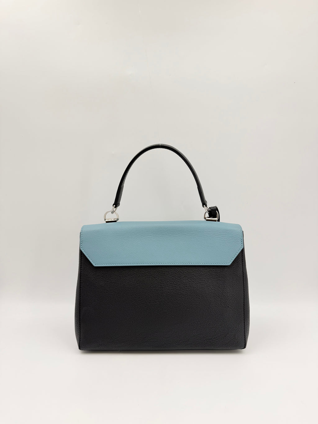 LOUIS VUITTON LOCK ME