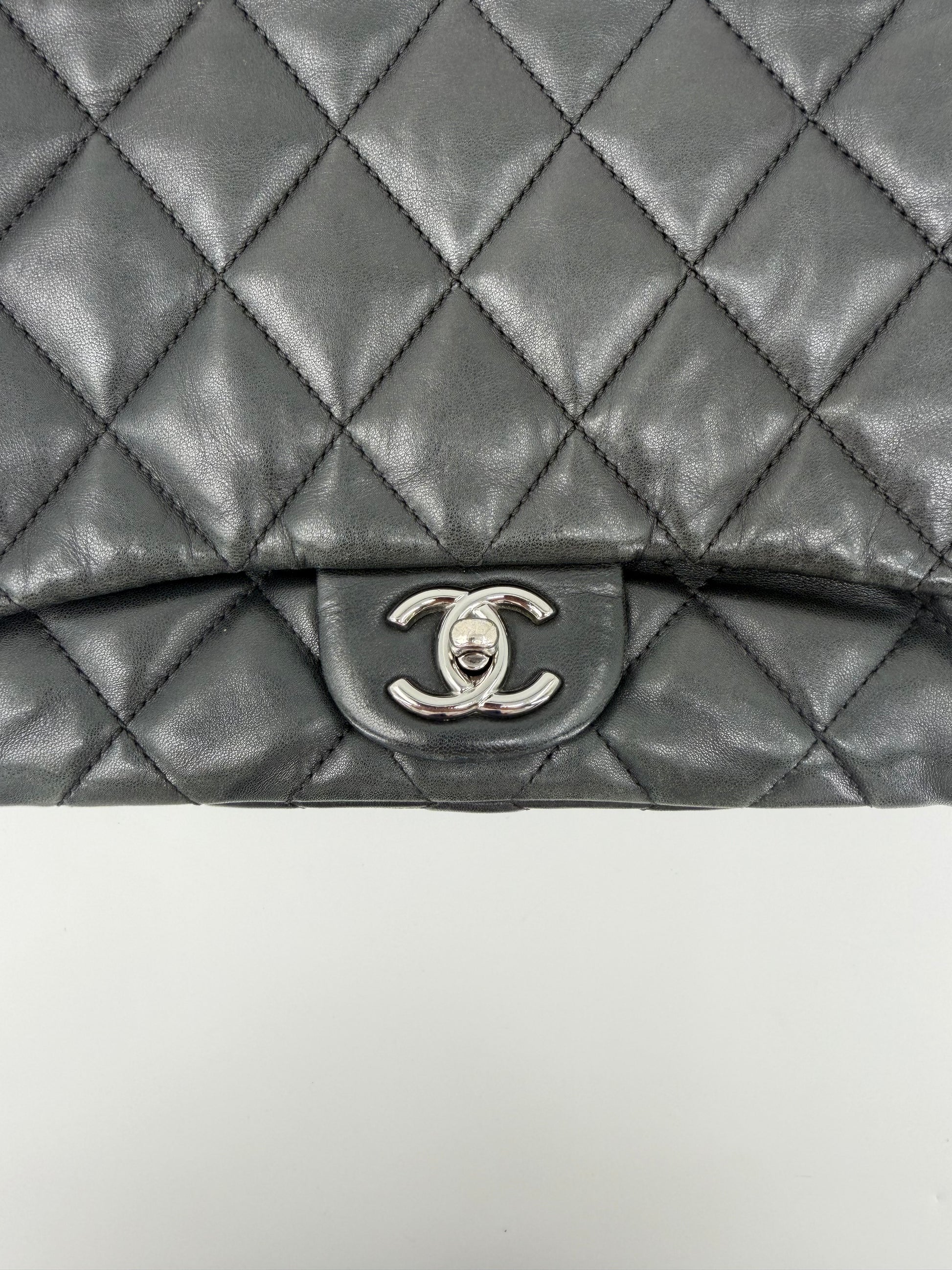 CHANEL ACCORDION