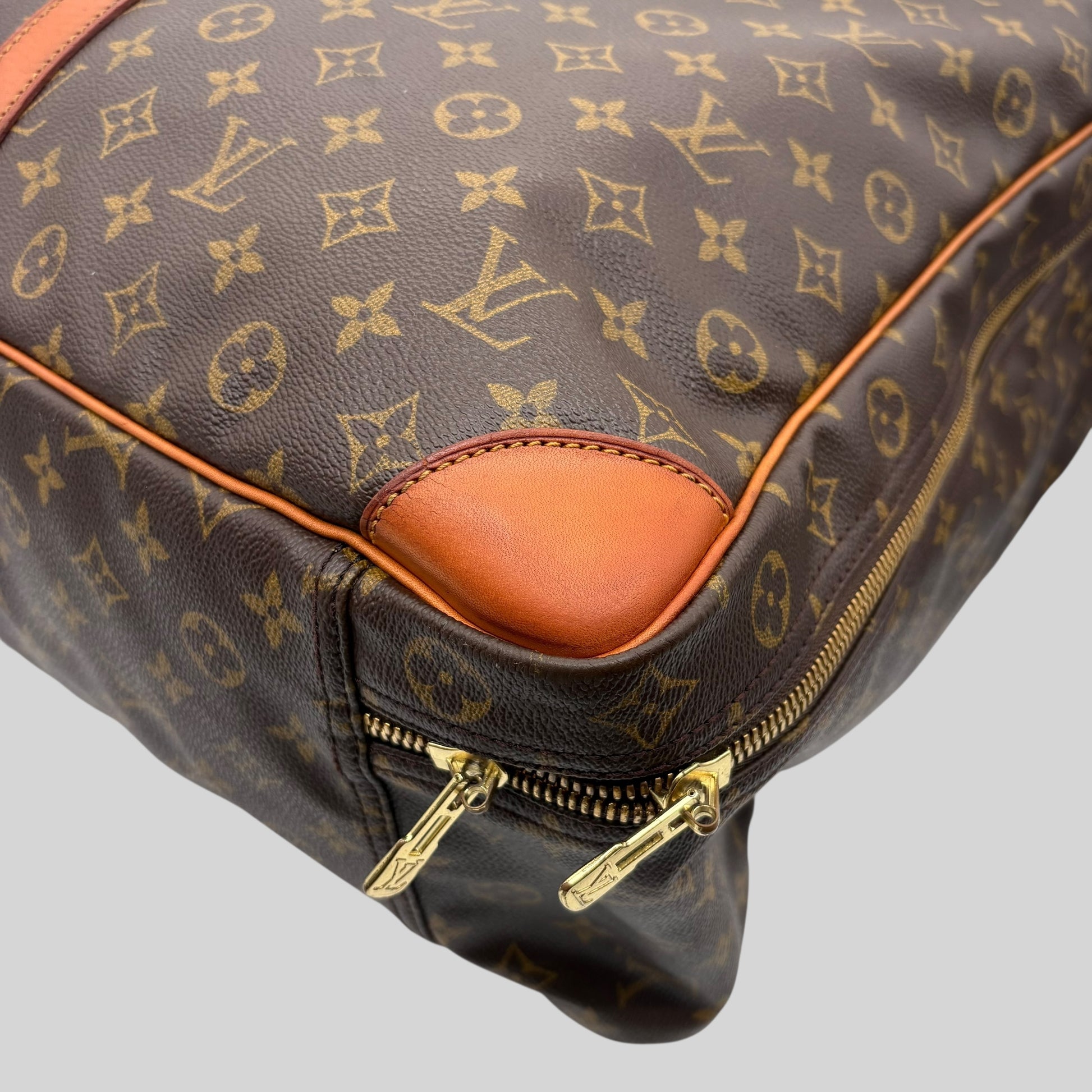 Louis Vuitton Sirius 60