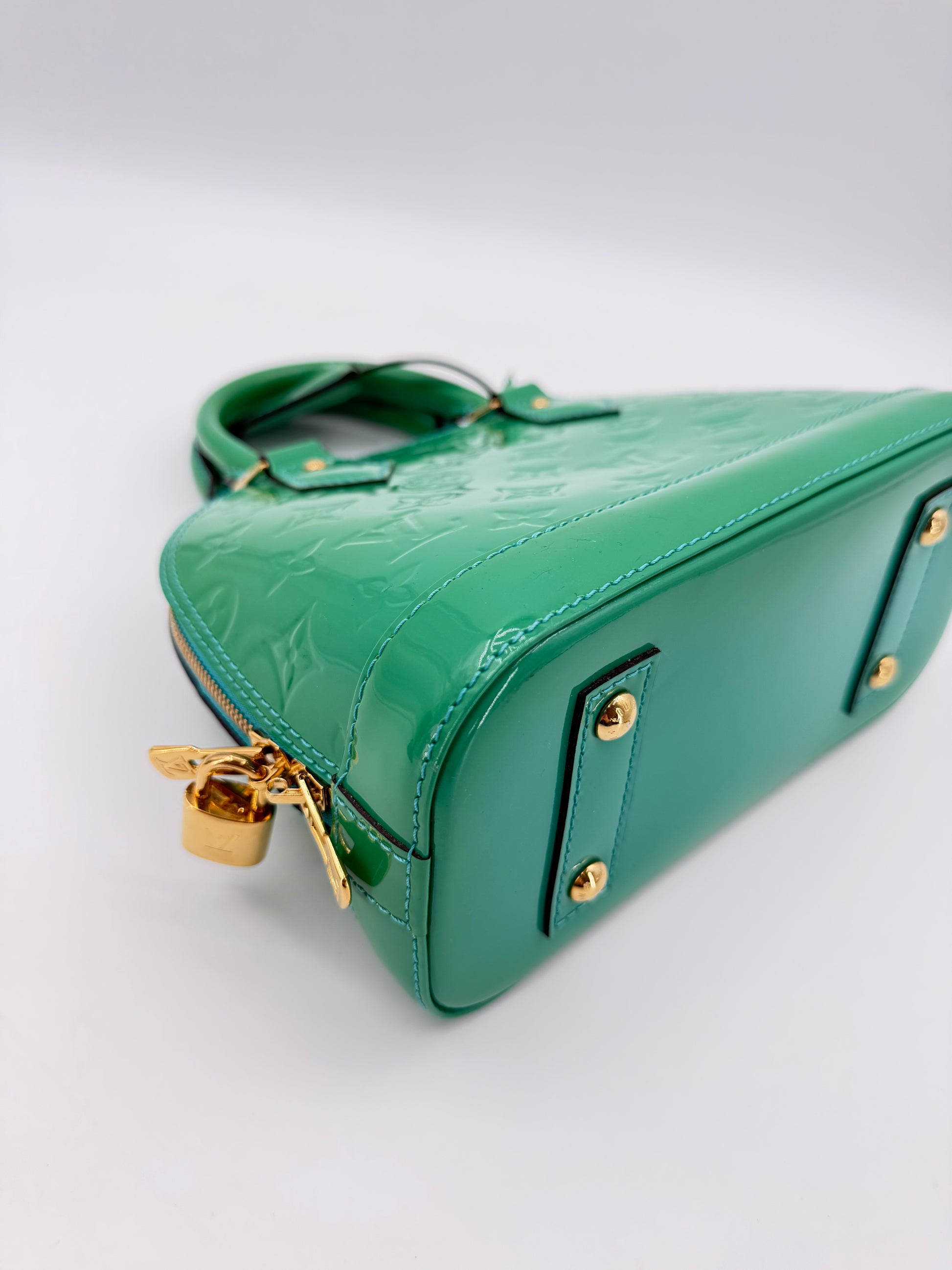 LOUIS VUITTON ALMA BB