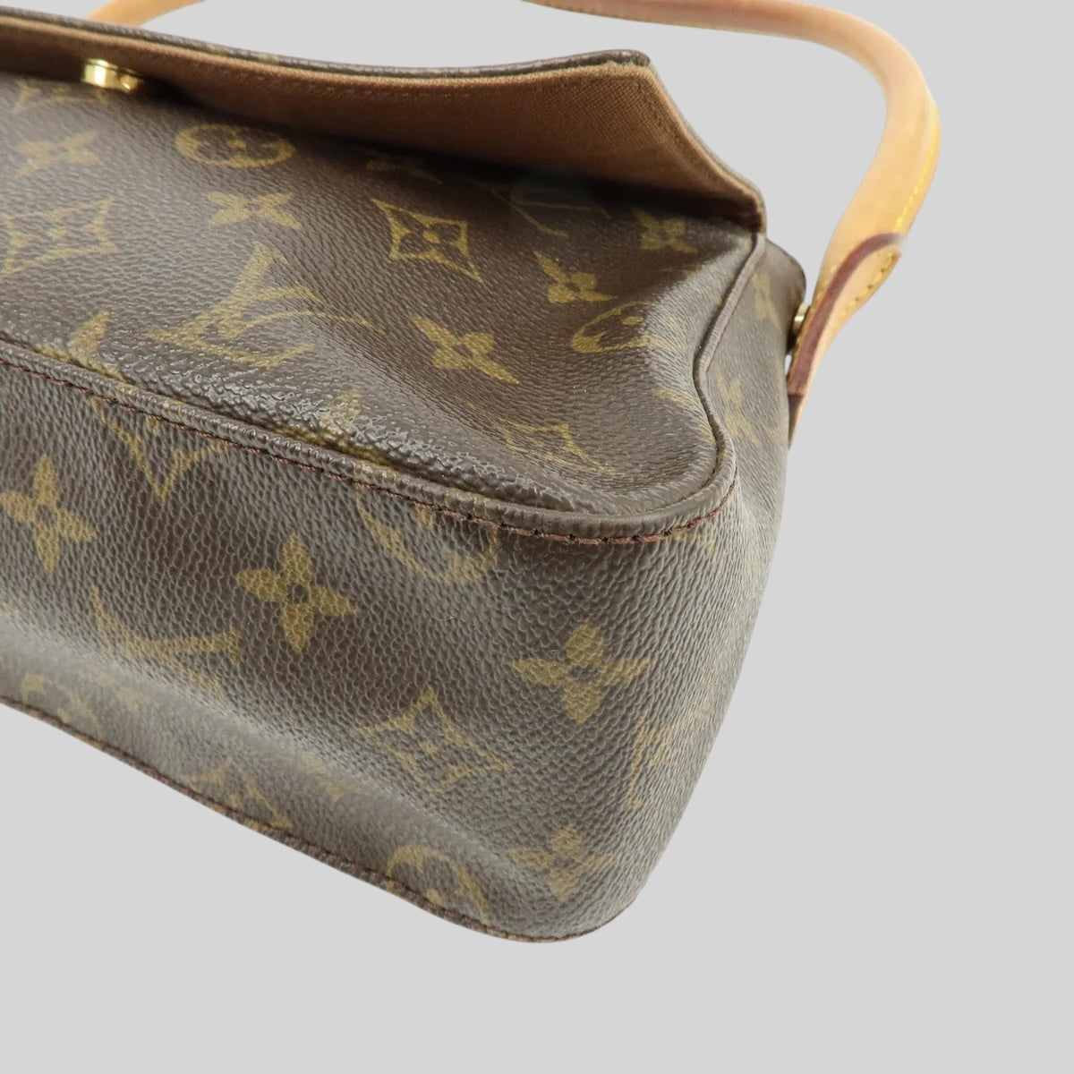 Louis Vuitton Looping PM