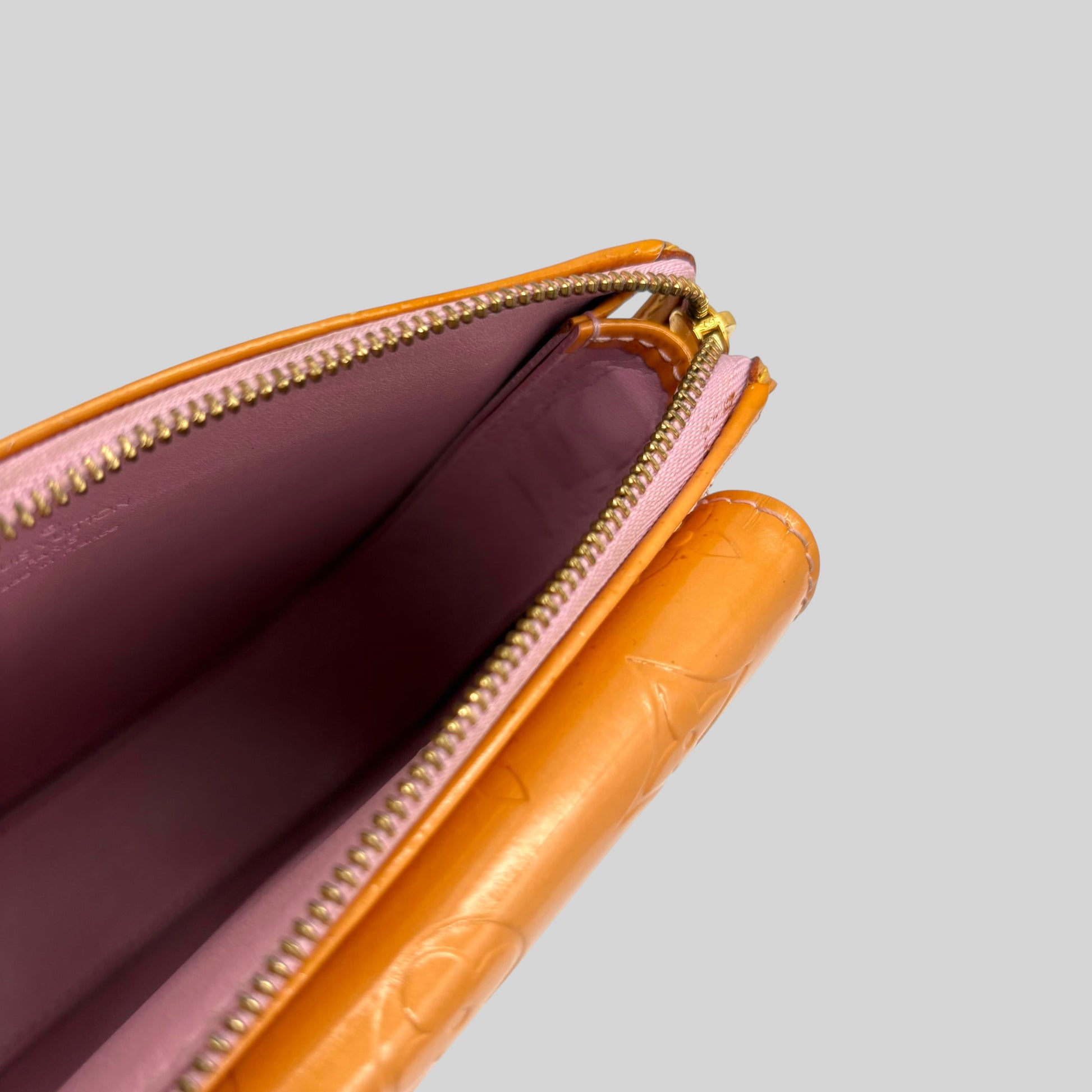 Louis Vuitton Motte