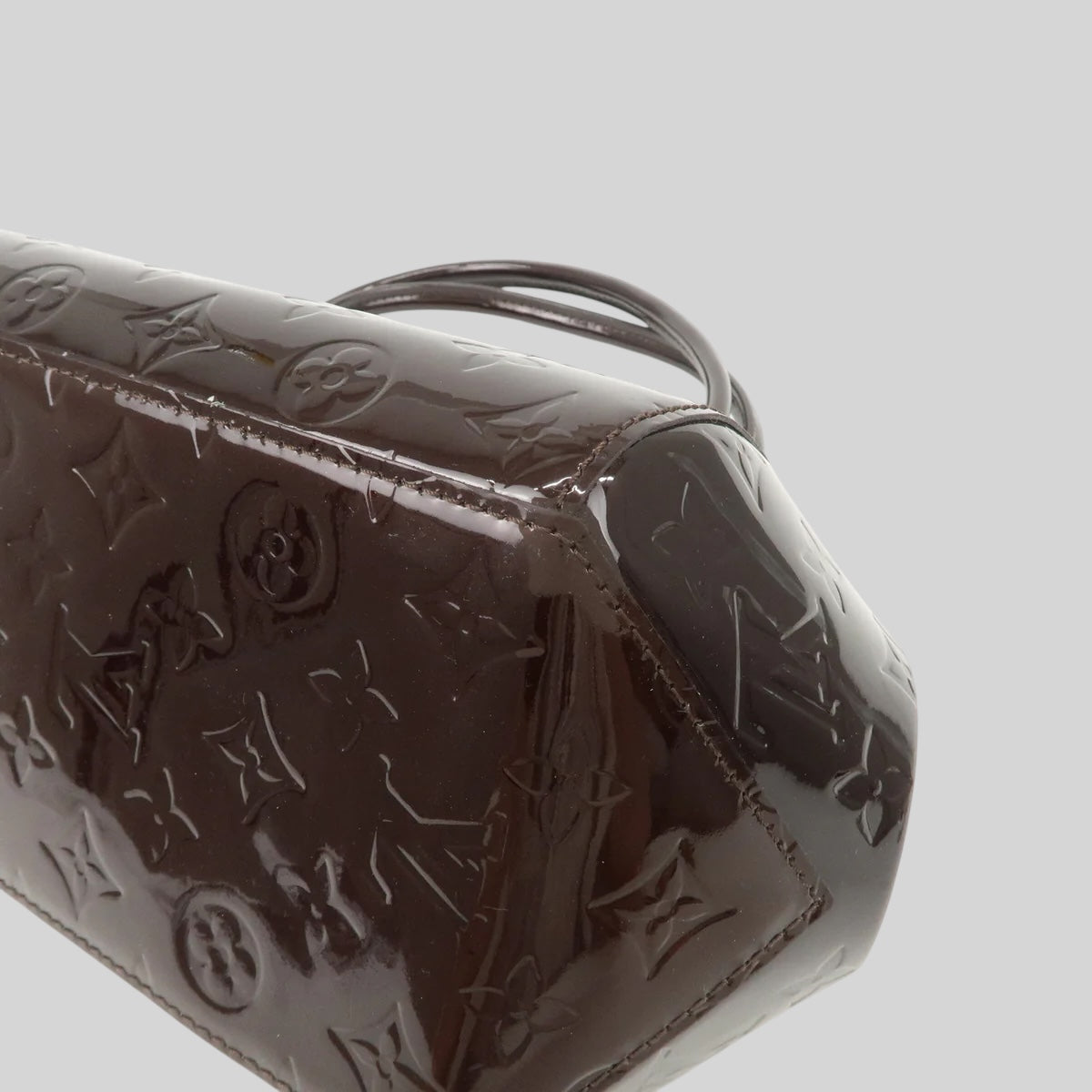 Louis Vuitton Sherwood