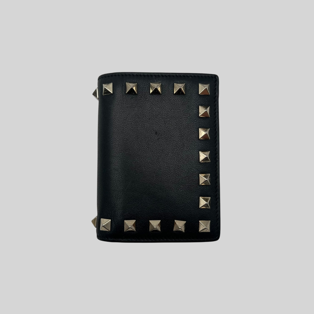 Valentino Compact
