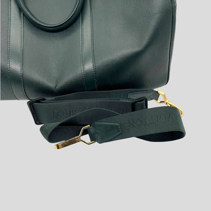Louis Vuitton Kendall PM Taiga