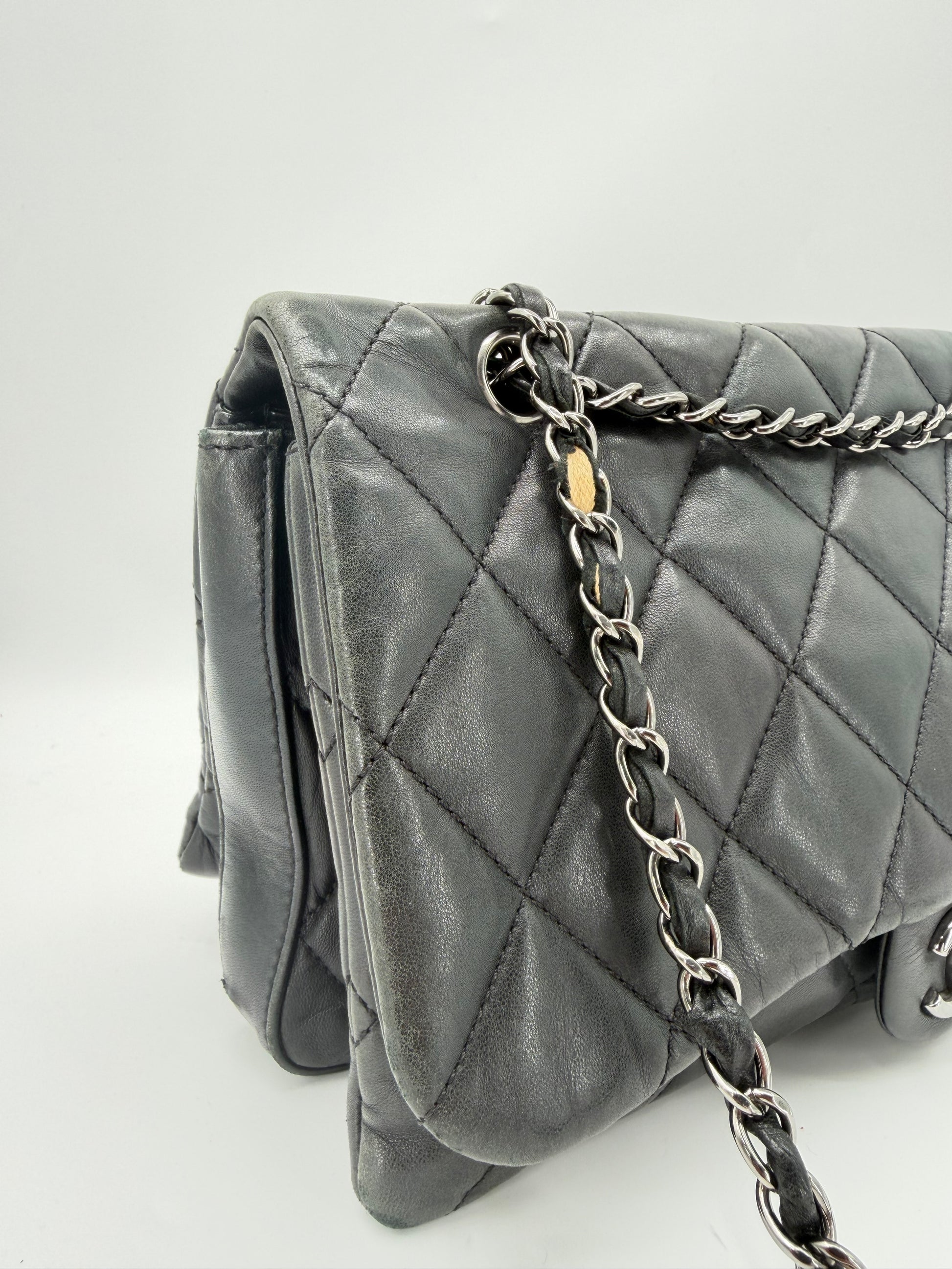 CHANEL ACCORDION