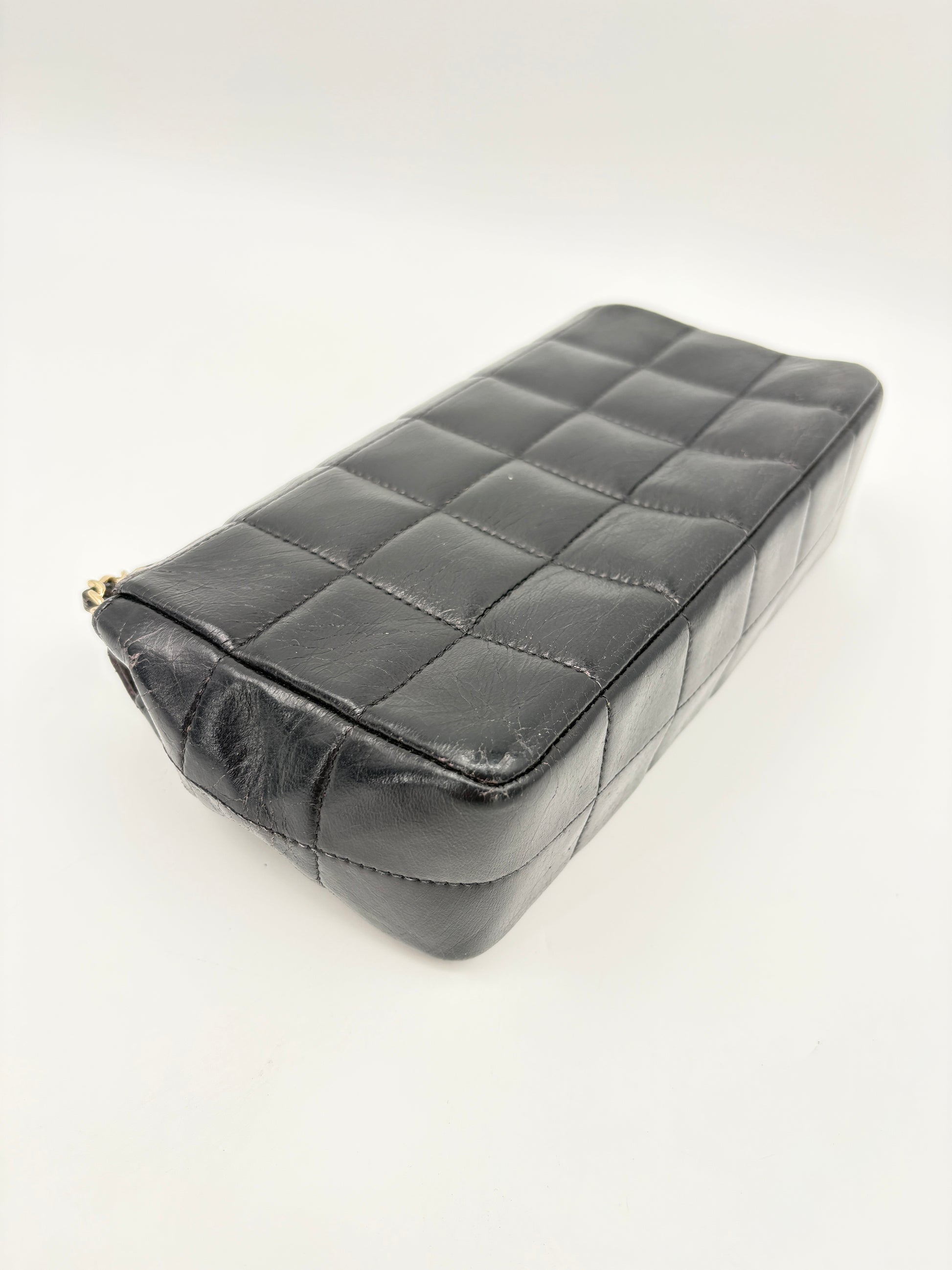 CHANEL CHOCOLATE BAR