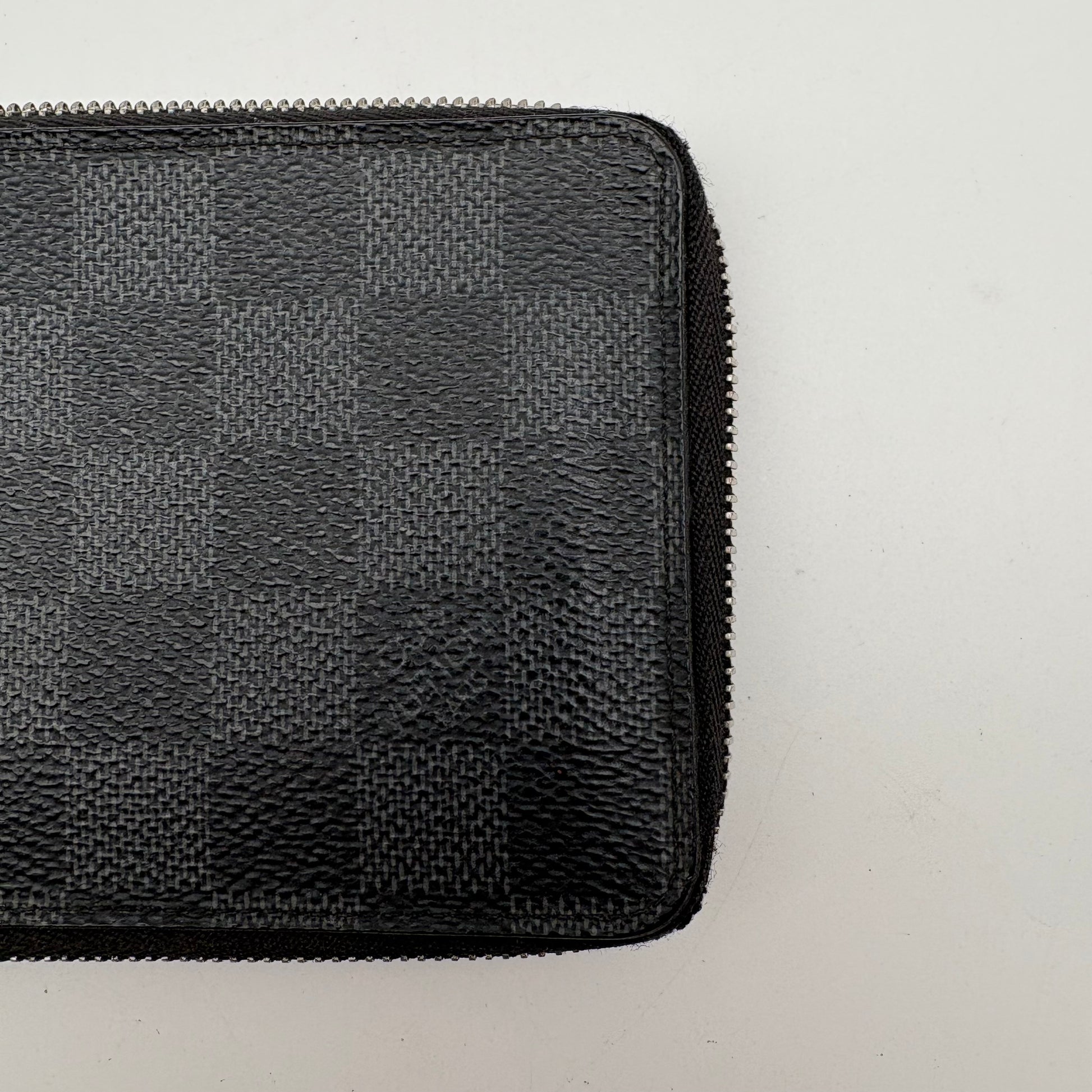 Louis Vuitton Mini Zippy