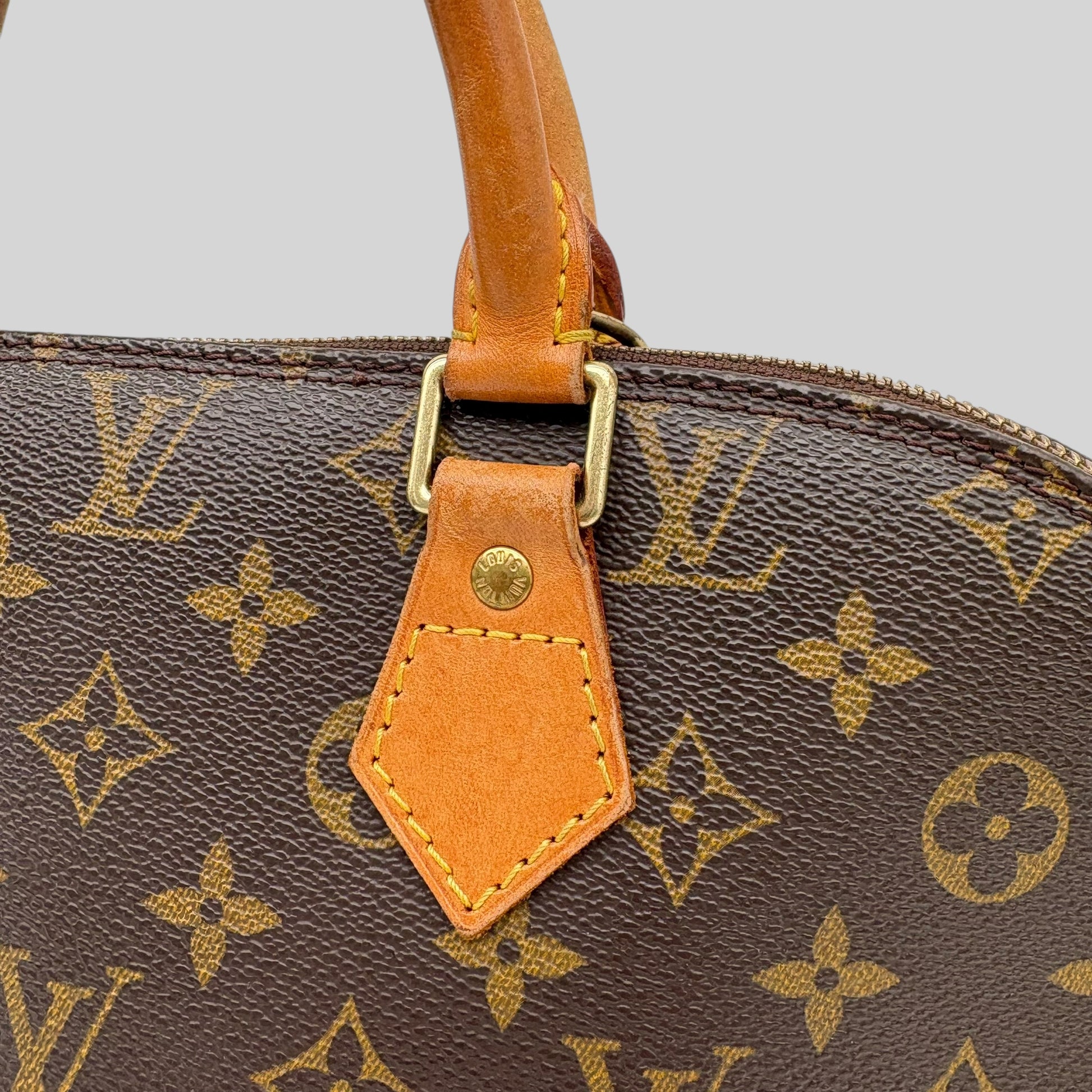 Louis Vuitton Alma PM