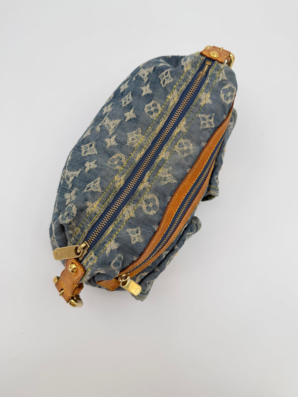 LOUIS VUITTON BAGGY PM