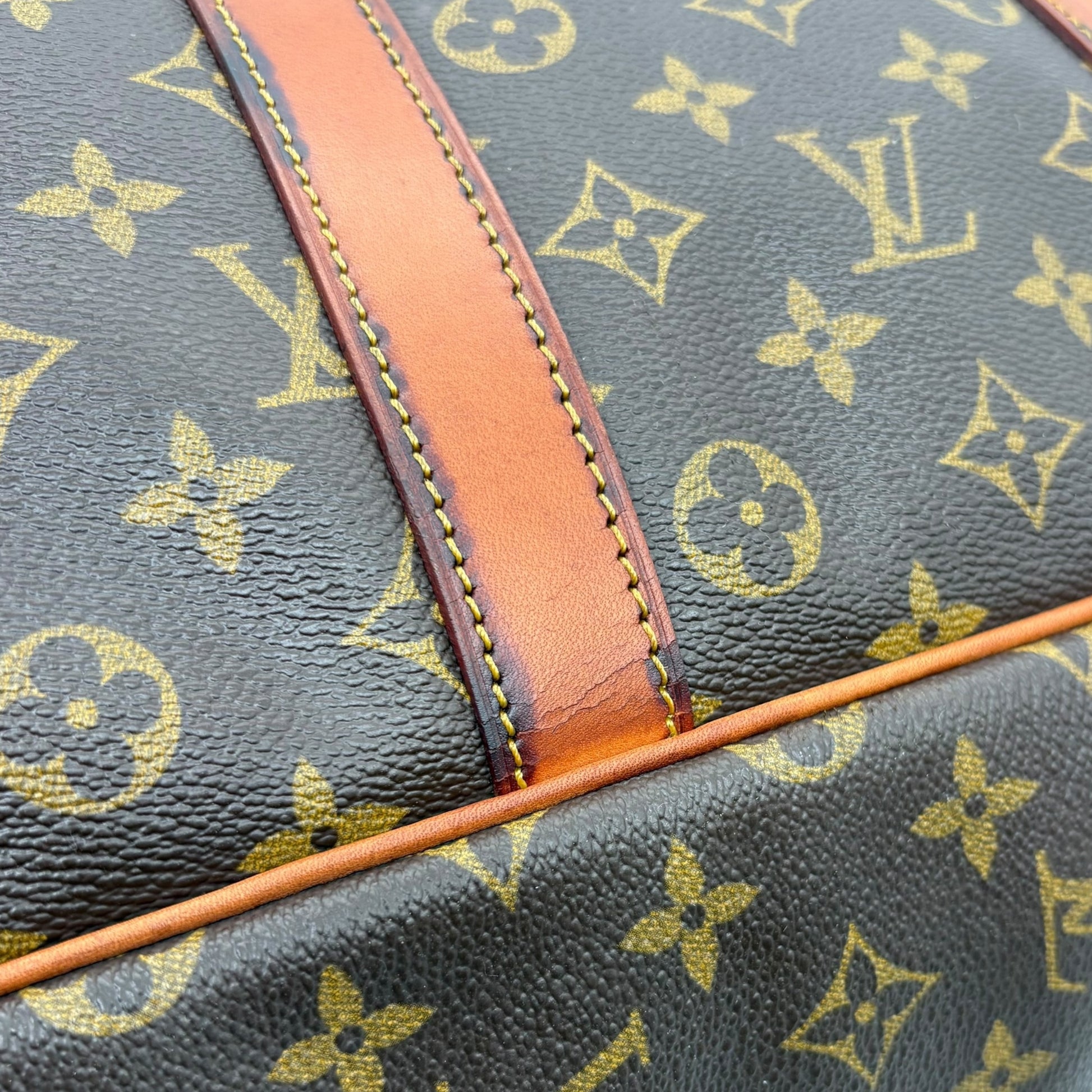 Louis Vuitton Sirius 60