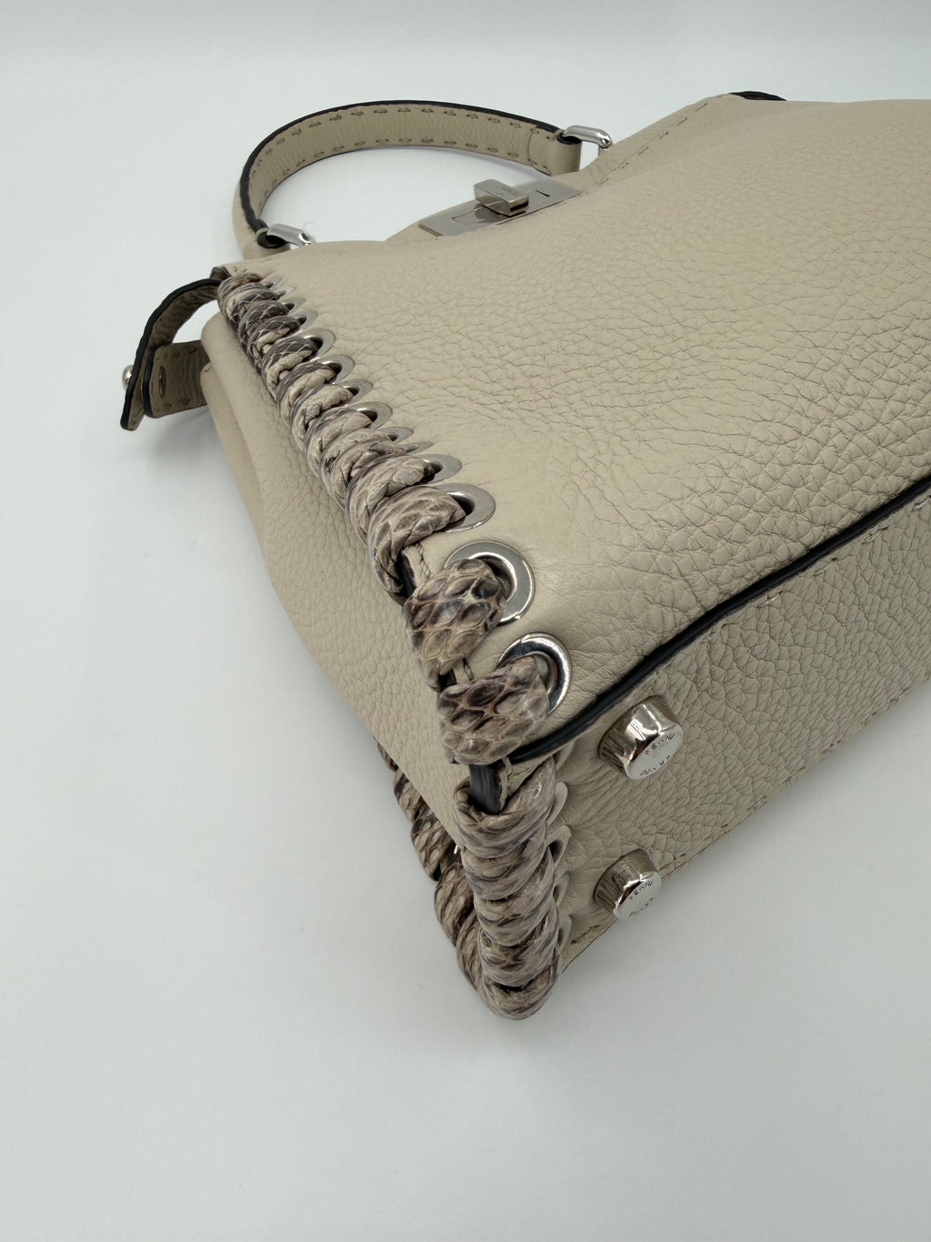 FENDI PEEKABOO SELLERIA PYTHON