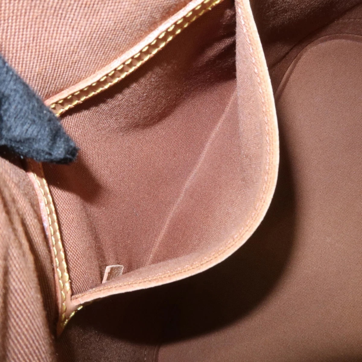 Louis Vuitton Alma PM