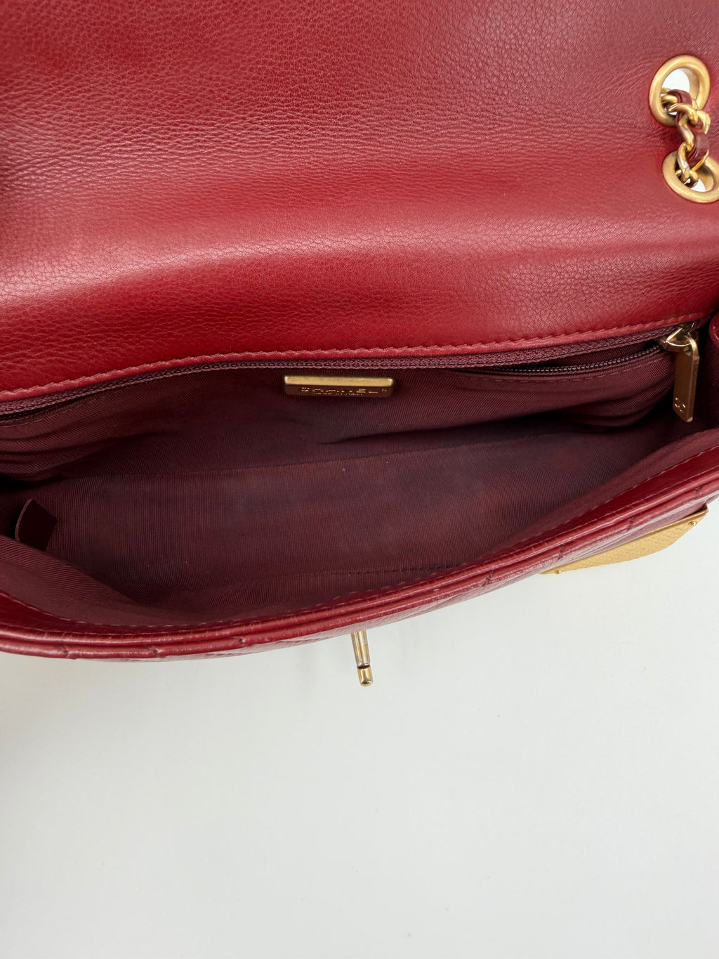 CHANEL ROCK THE CORNER FLAP BAG