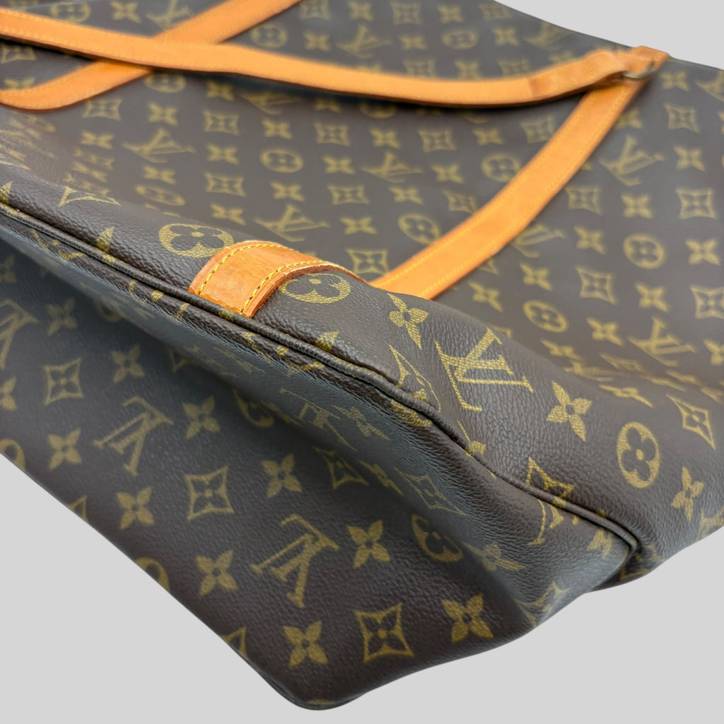 Louis Vuitton Shopping GM