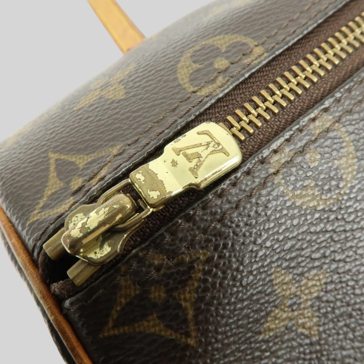 Louis Vuitton Papillon 26