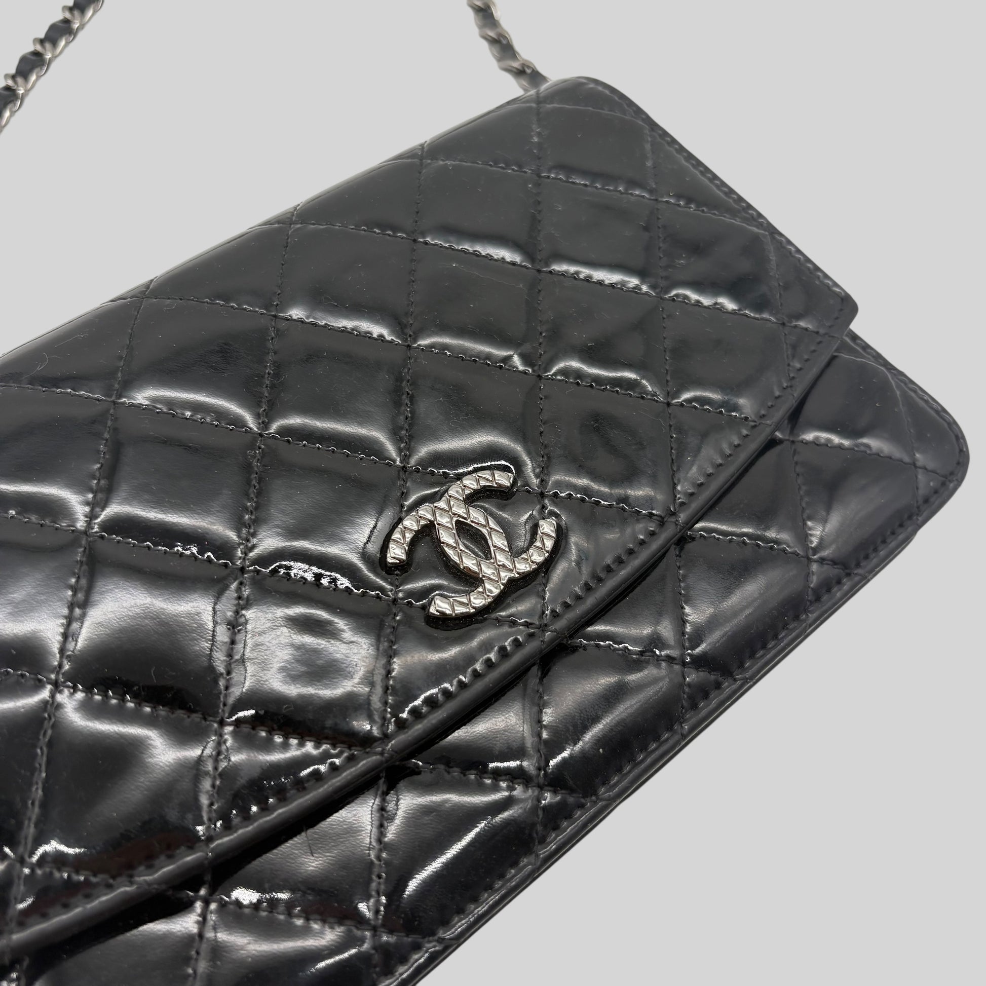 Chanel Wallet On Chain