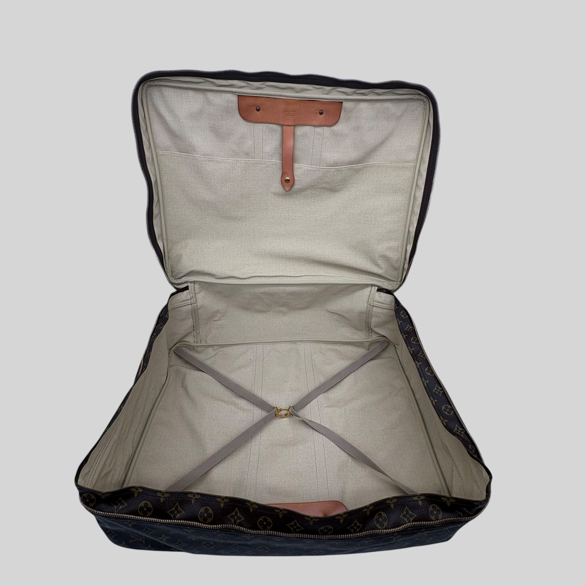 Louis Vuitton Sirius 60