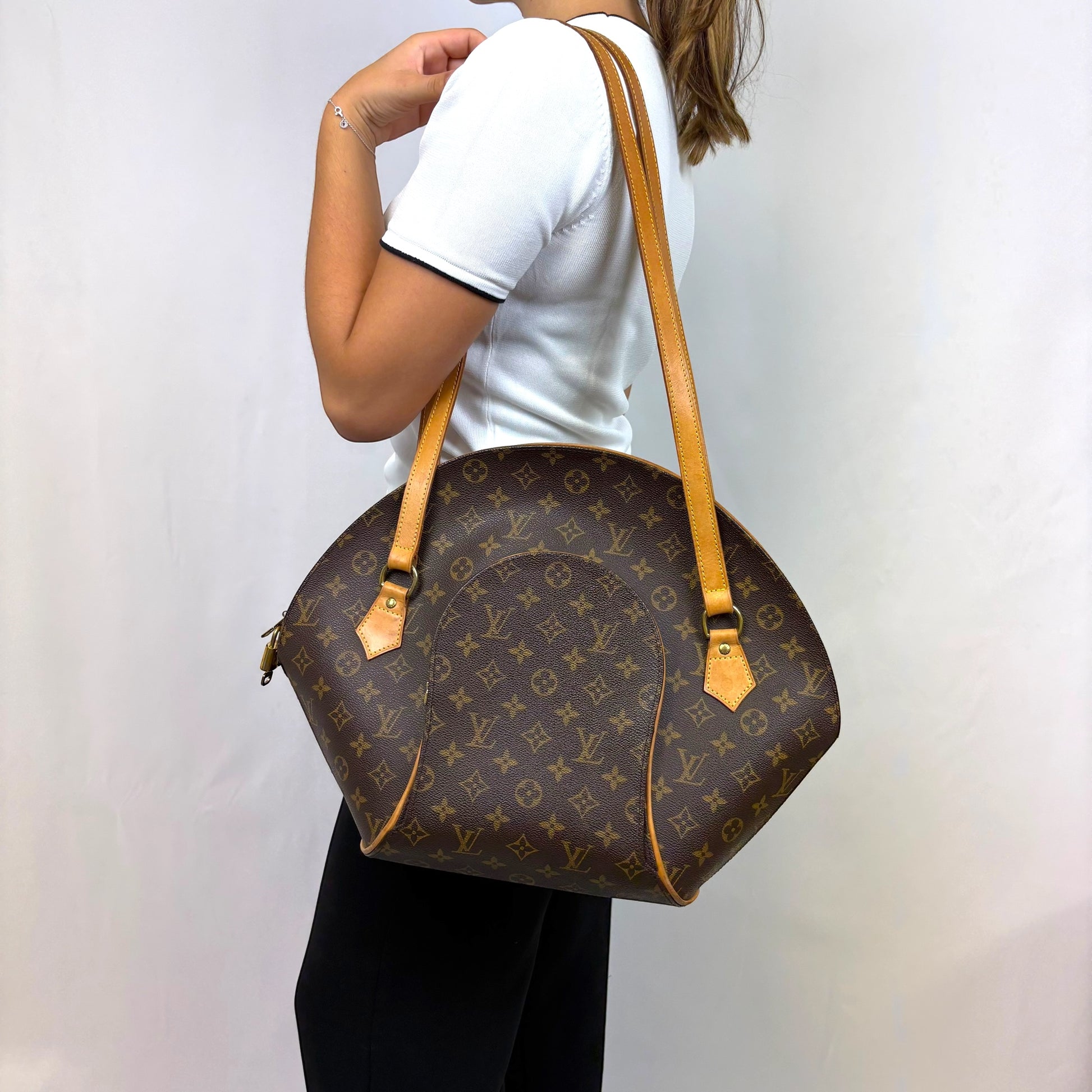Louis Vuitton Ellipse GM Shopping