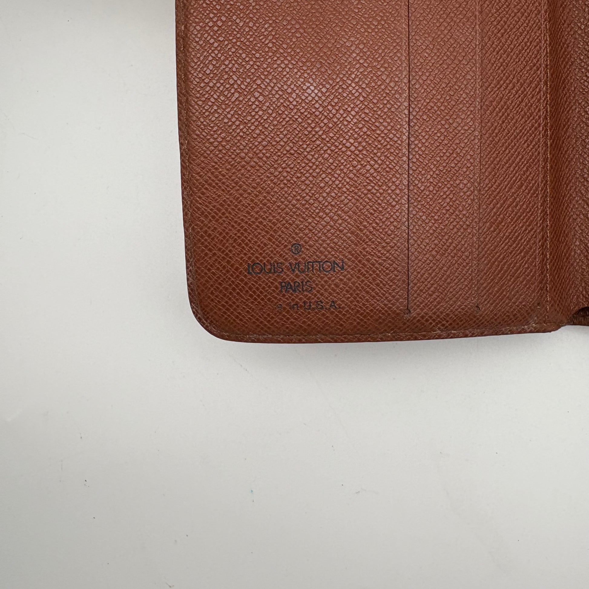 Louis Vuitton Compact Zippy
