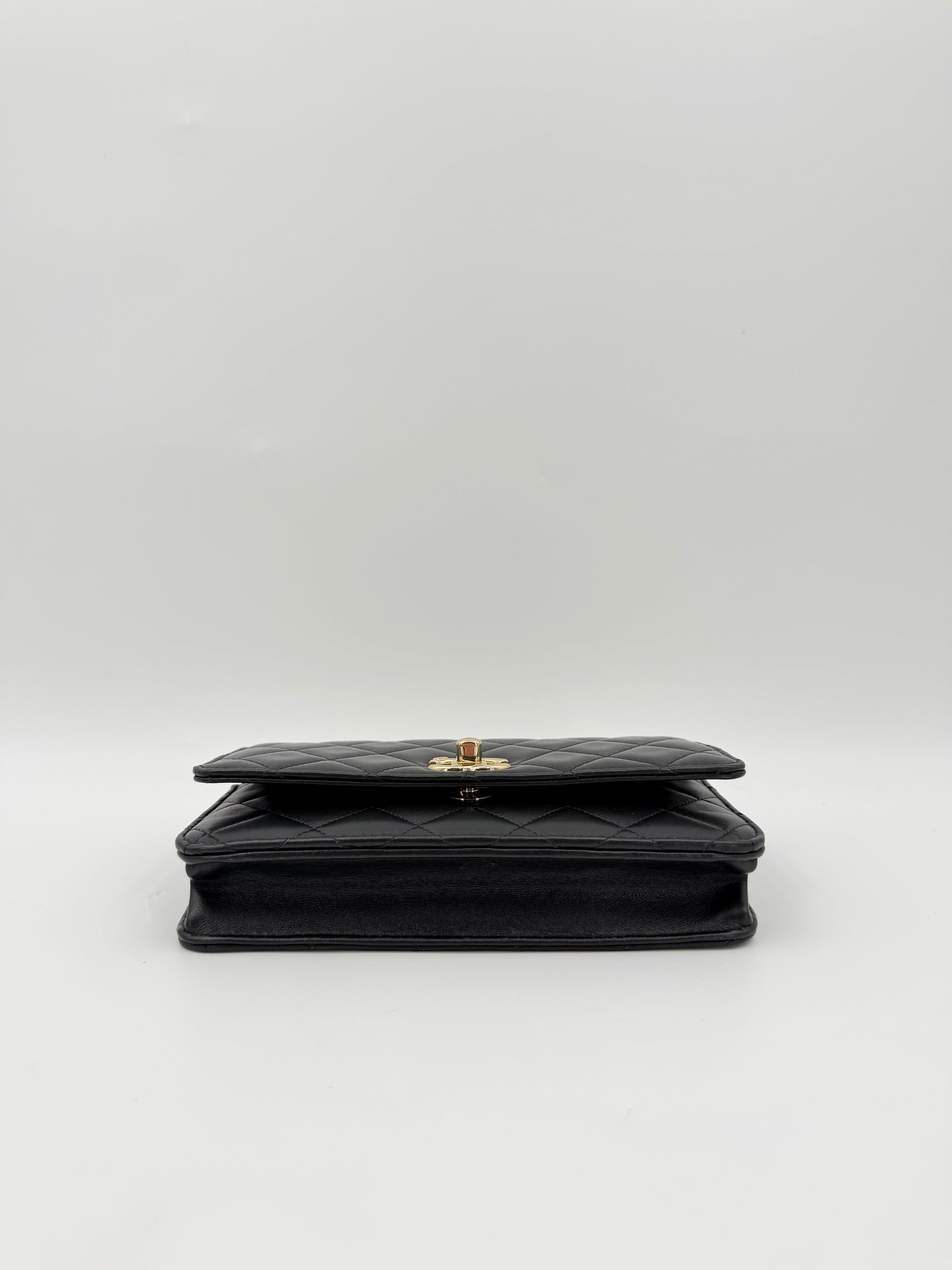 CHANEL TRENDY WOC