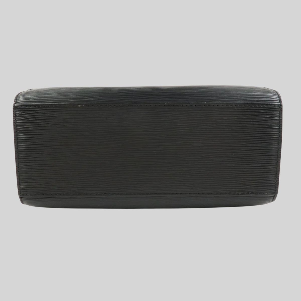 Louis Vuitton Pont-Neuf