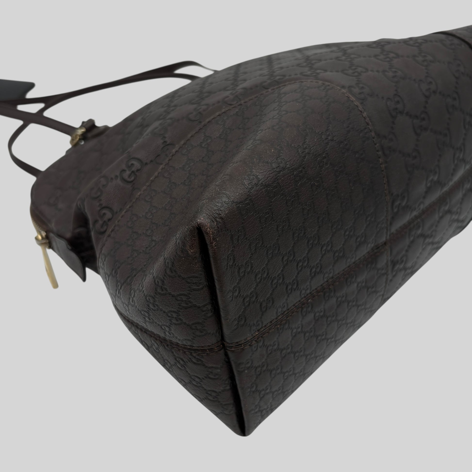 Gucci GG Embossed