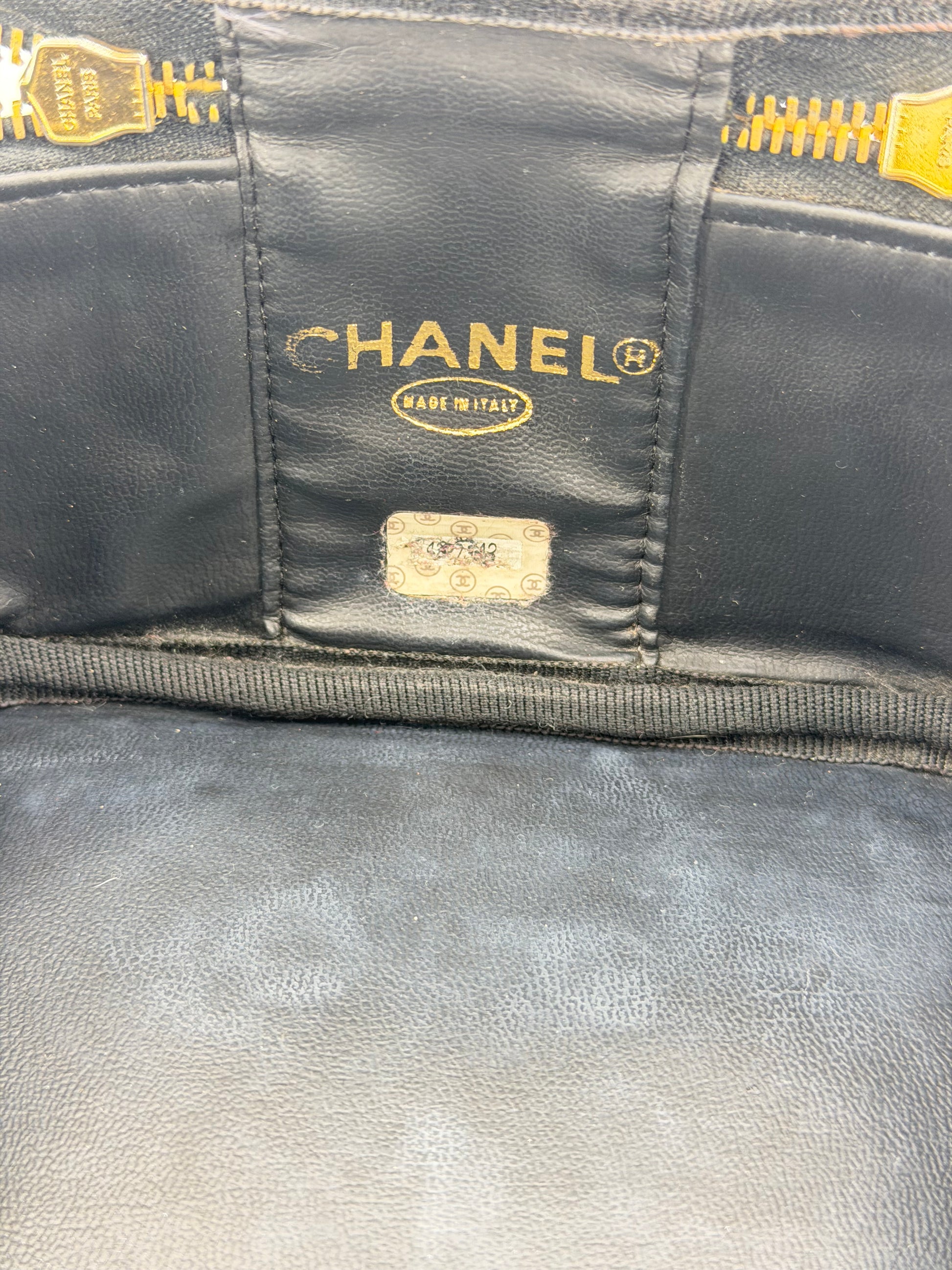 CHANEL VANITY