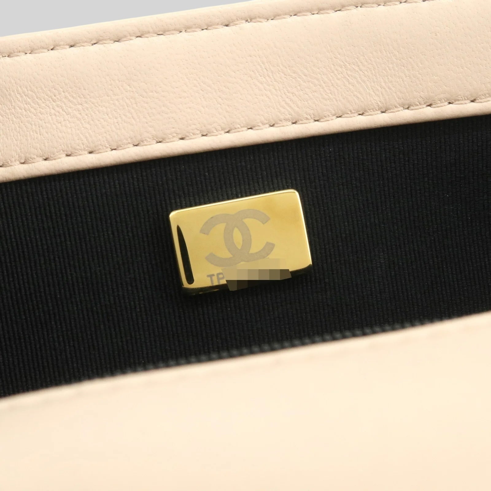 Chanel My Own Frame