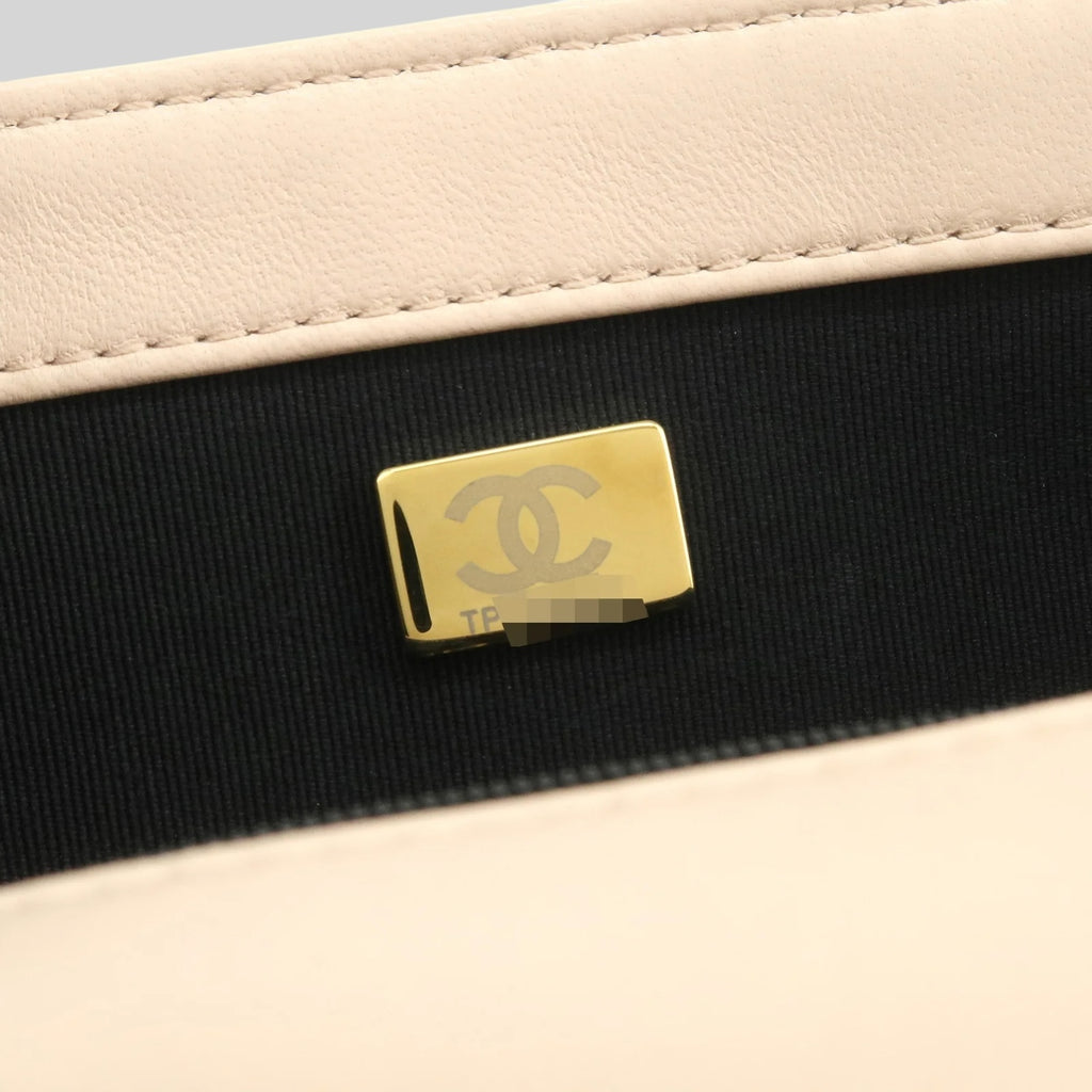 Chanel My Own Frame