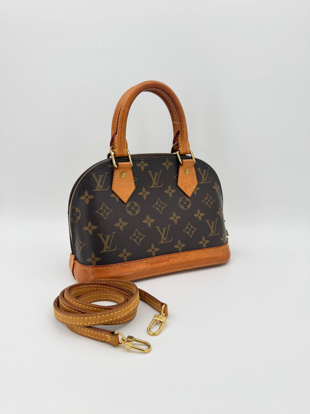 LOUIS VUITTON ALMA BB
