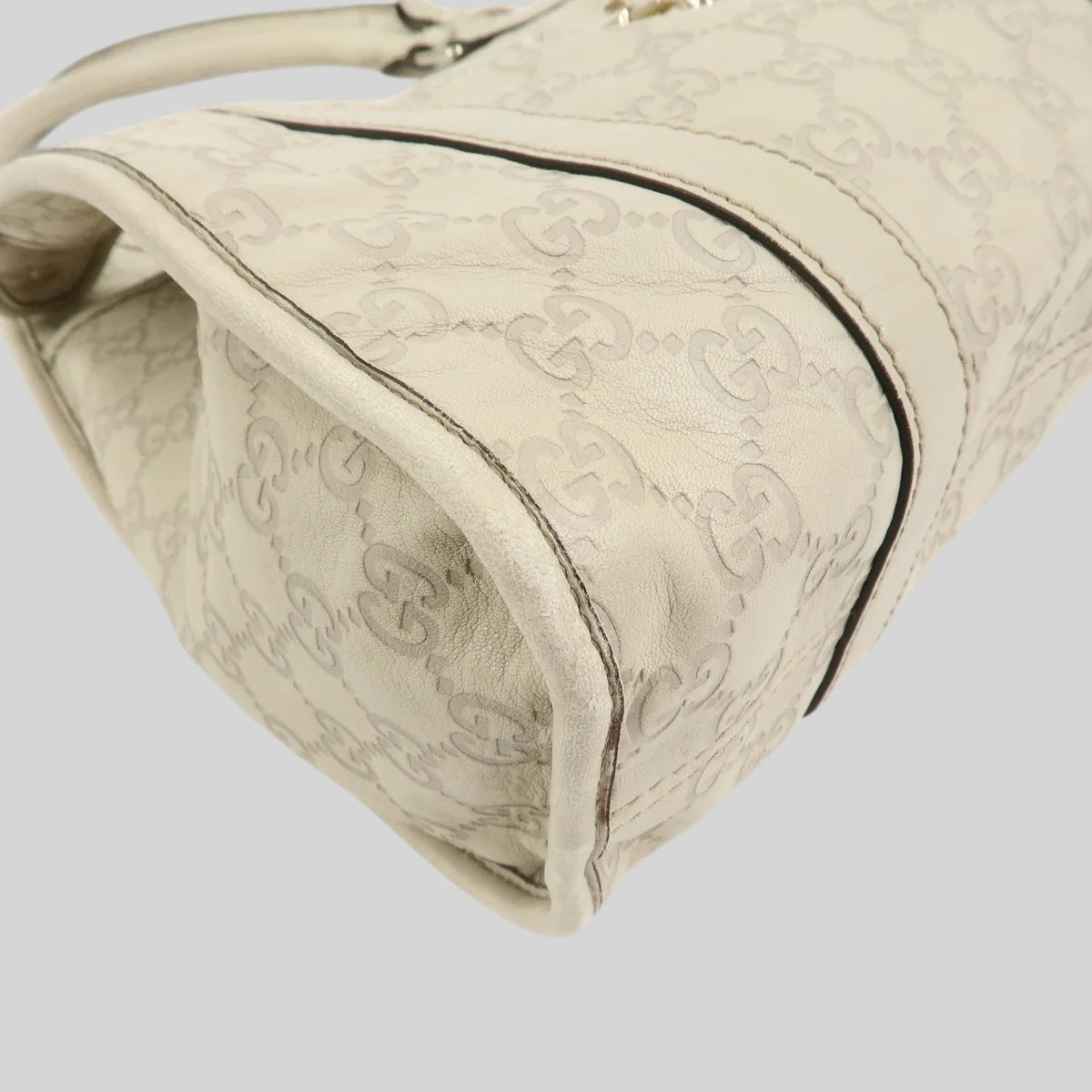 Gucci Jackie GG Ivory