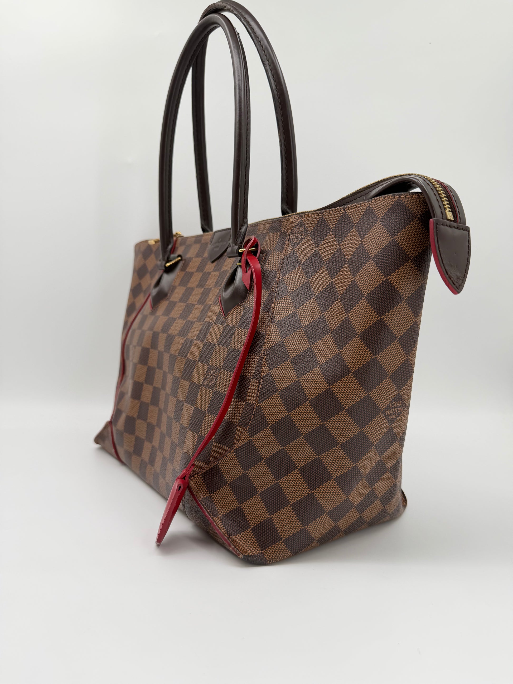 LOUIS VUITTON CAISSA